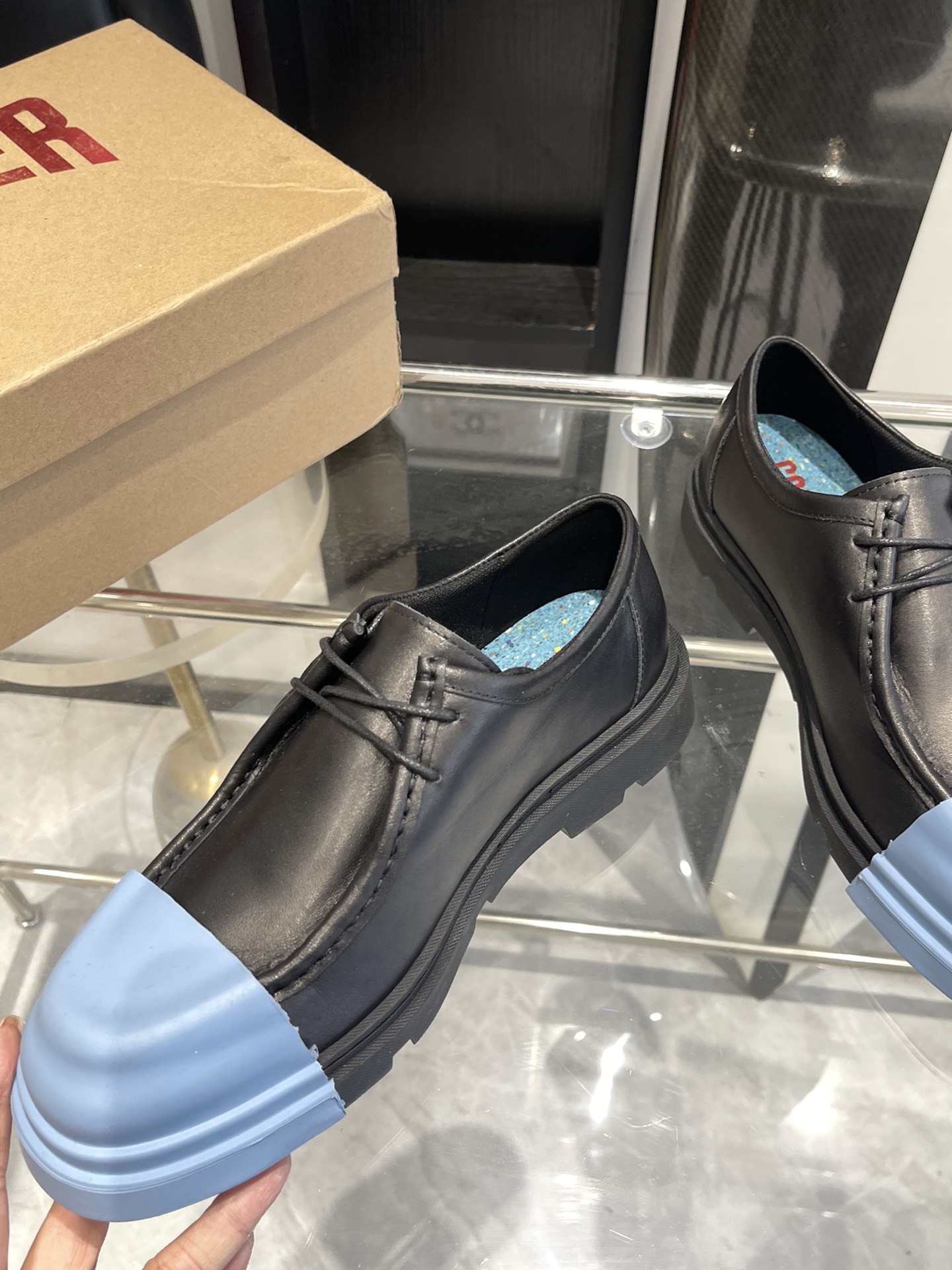 “Variety of Quilts and Shoes for Spring and Summer in Different Sizes” - 图片 3