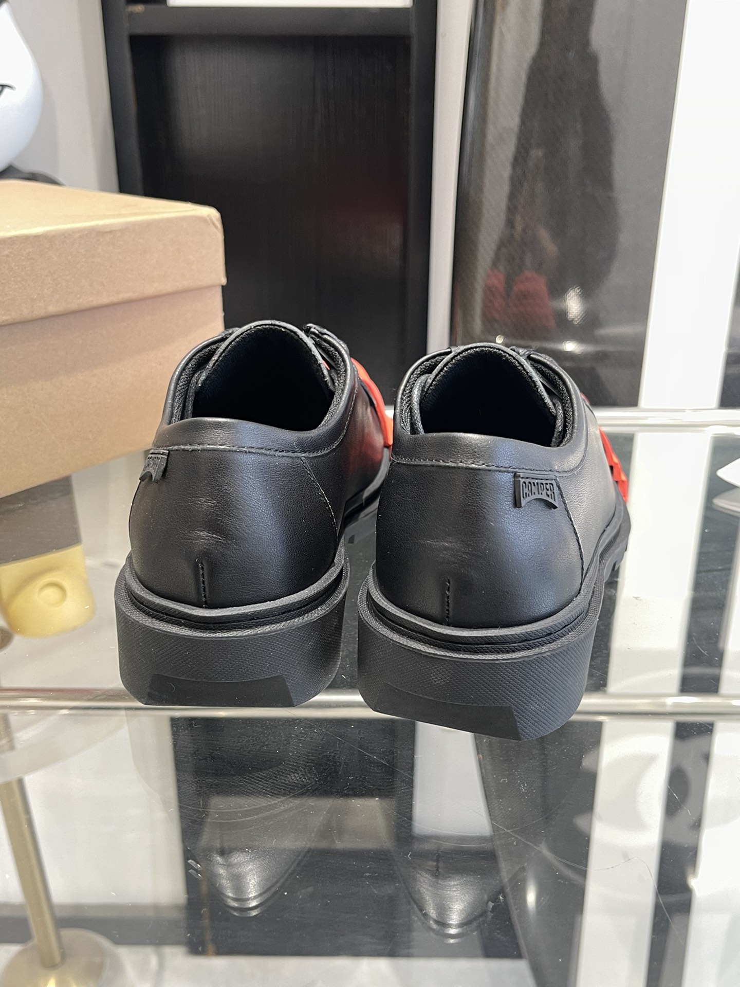 Stylish Quilts and Shoes with Detachable Features for Spring and Summer - 图片 9