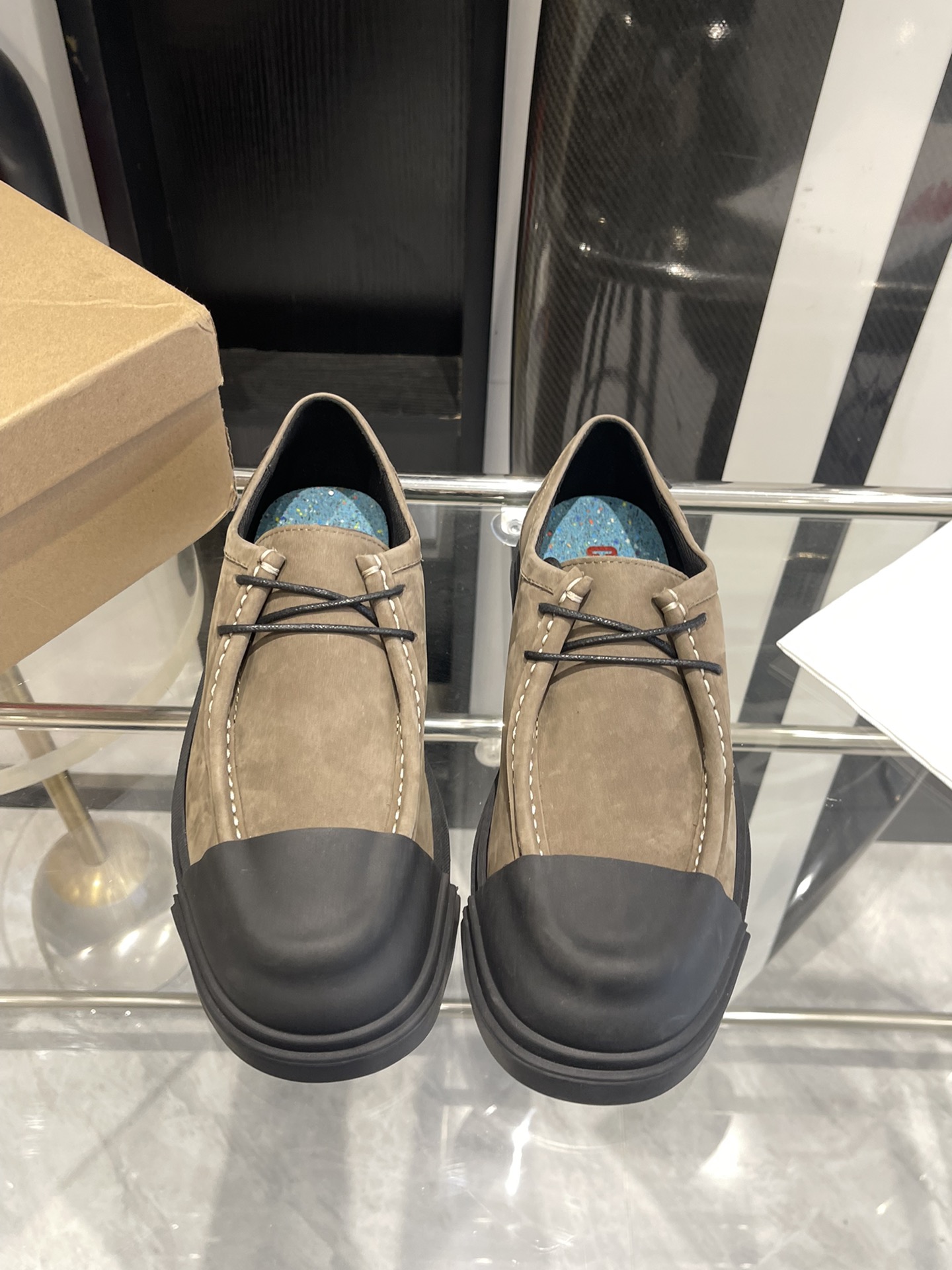 Stylish Spring and Summer Shoes: 588 Quilts with Detachable Design and Spanish Hip 25s