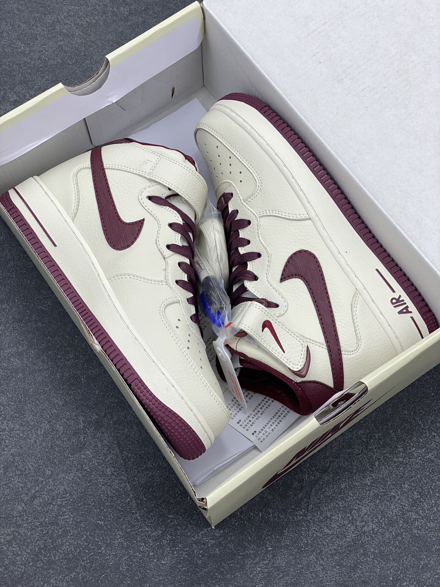 图片[9]-小红书爆款  Nike Air Force 1 MID “米酒红”配色高帮空军一号休闲板鞋 定制皮料 原楦原纸板 纯正空军版型 高清洁度 内置全掌气垫  货号：PA0920-008 尺码：36 36.5 37.5 38 38.5 39 40 40.5 41 42 42.5 43 44 44.5 45-选品中心