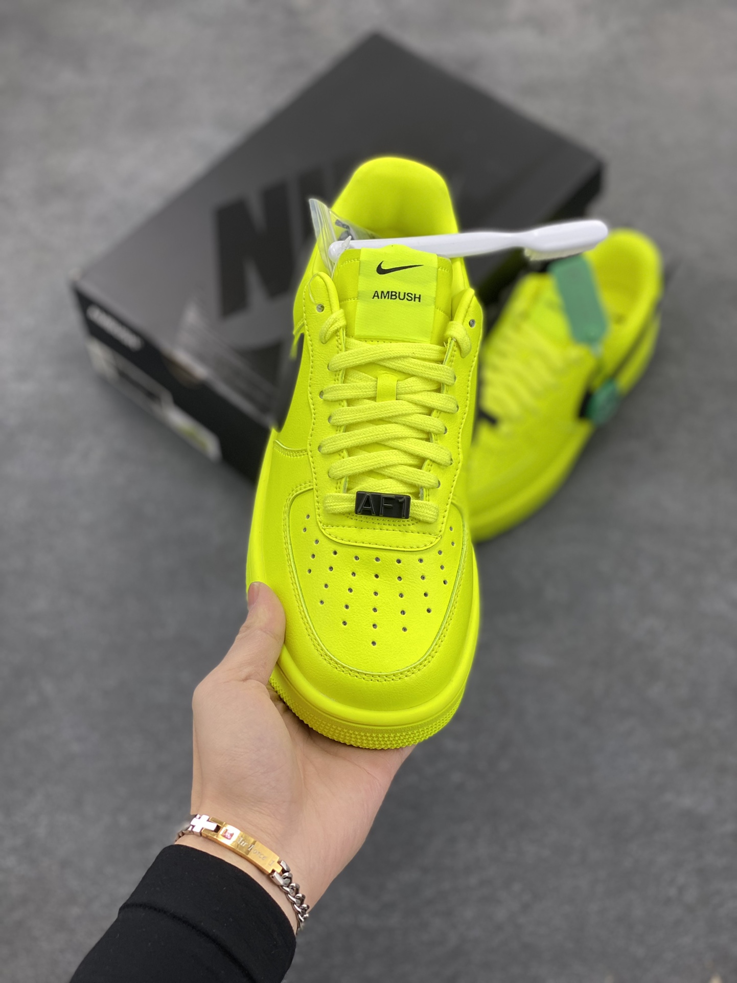 图片[2]-HY版本💯 韩裔美籍设计师Yoon Ahn主理时尚品牌AMBUSH x Nike Air Force 1 Low SP\”Phantom\”空军一号宽底版系列低帮百搭休闲运动板鞋“联名黄黑大钩” 原楦头原纸板 打造纯正空军版型 专注外贸渠道 全掌内置蜂窝气垫 原盒配件 原厂中底钢印、拉帮完美 货号：DV3464-100 尺码：35.5 36 36.5 37.5 38 38.5 39 40 40.5 41 42 42.5 43 44 44.5 45 46 47-选品中心