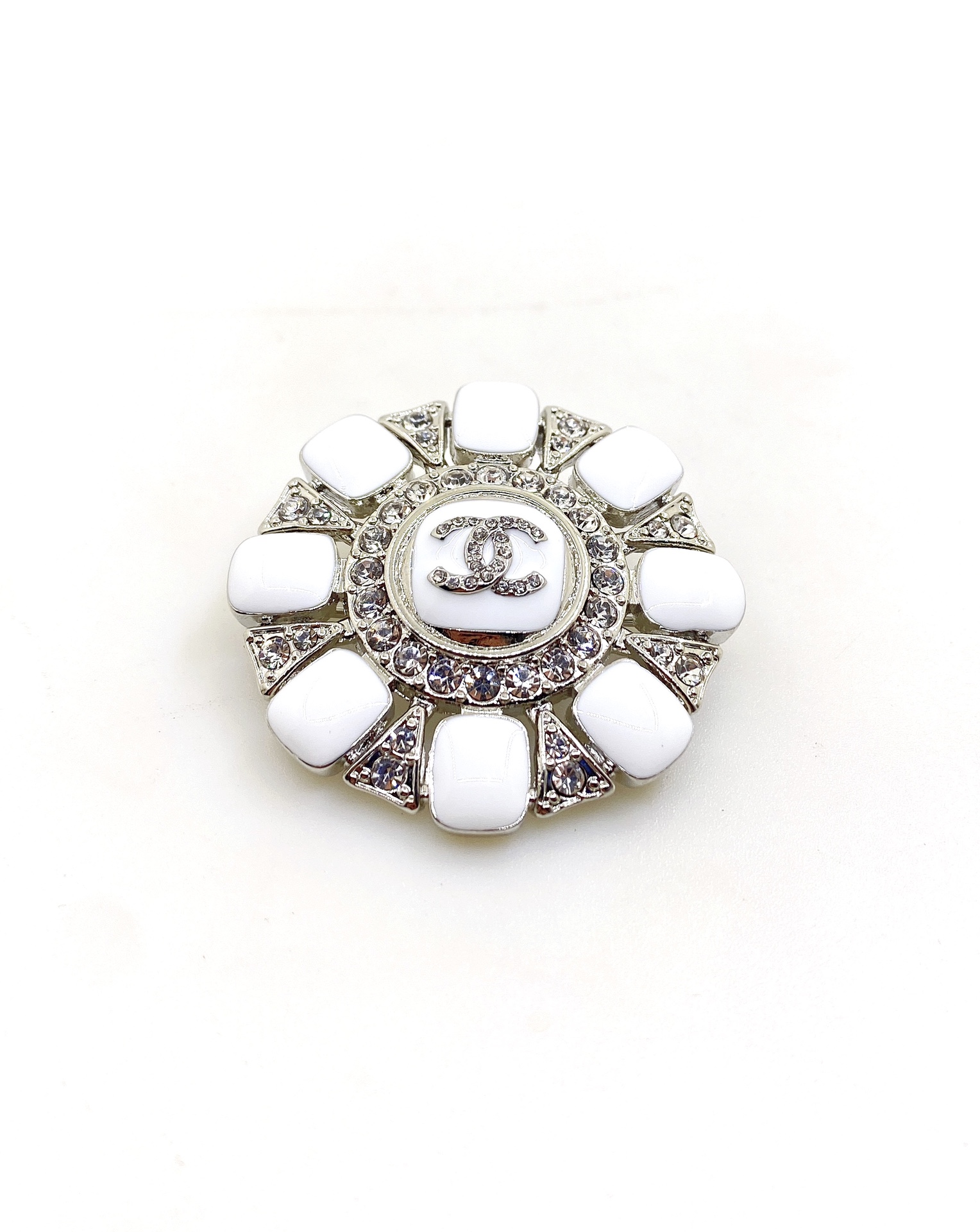 Chanel Брошь