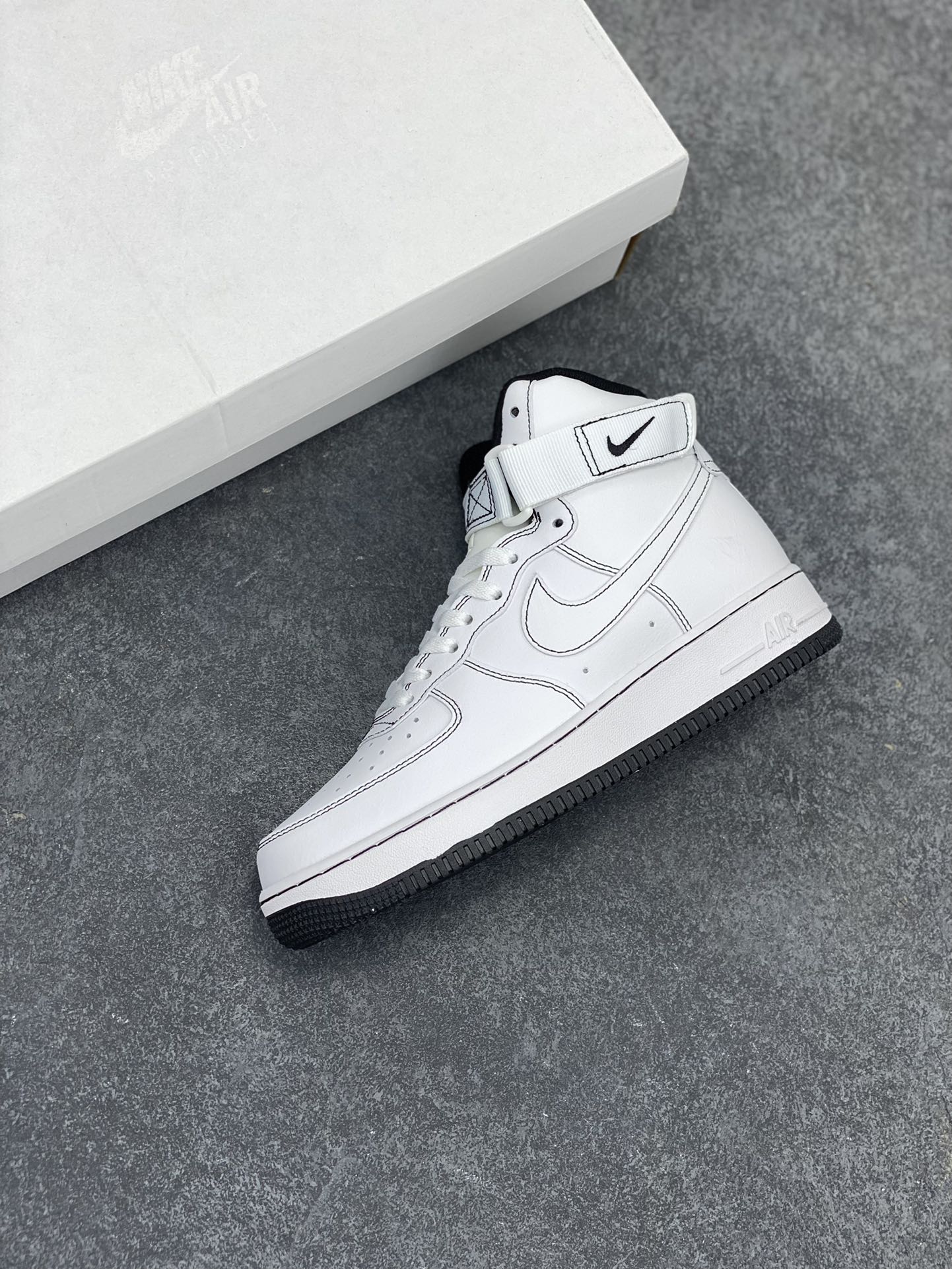 图片[7]-福利特价 Nike Air Force 1‘07 缝线 空军一号高帮休闲运动板鞋 原楦头原纸板 纯正空军版型专注外贸渠道 全掌内置蜂窝气垫 #原盒配件 原厂中底钢印、拉帮完美 货号：CV1753-101 尺码：36 36.5 37.5 38 38.5 39 40 40.5 41 42 42.5 43 44 44.5 45-选品中心