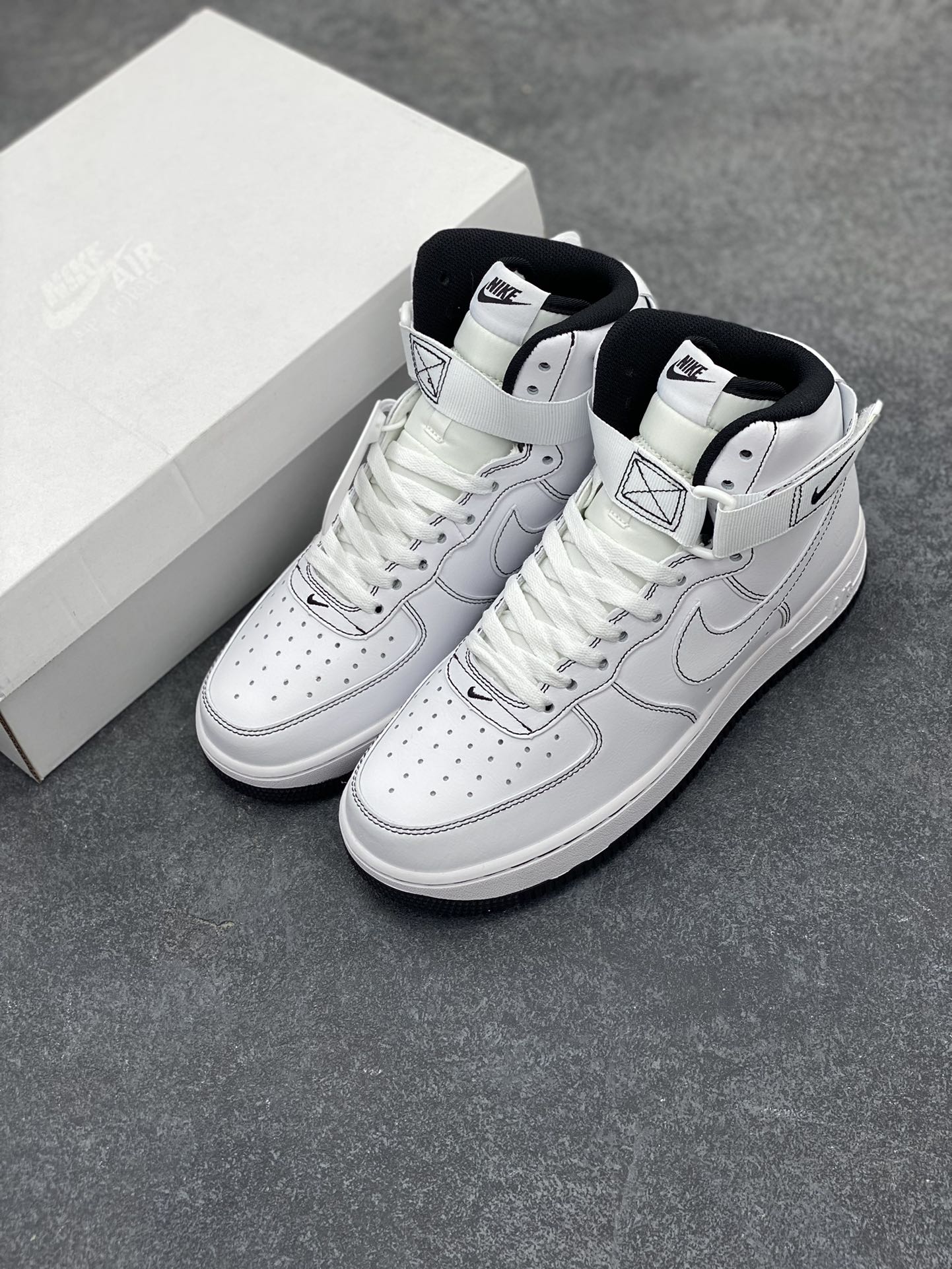 图片[8]-福利特价 Nike Air Force 1‘07 缝线 空军一号高帮休闲运动板鞋 原楦头原纸板 纯正空军版型专注外贸渠道 全掌内置蜂窝气垫 #原盒配件 原厂中底钢印、拉帮完美 货号：CV1753-101 尺码：36 36.5 37.5 38 38.5 39 40 40.5 41 42 42.5 43 44 44.5 45-选品中心