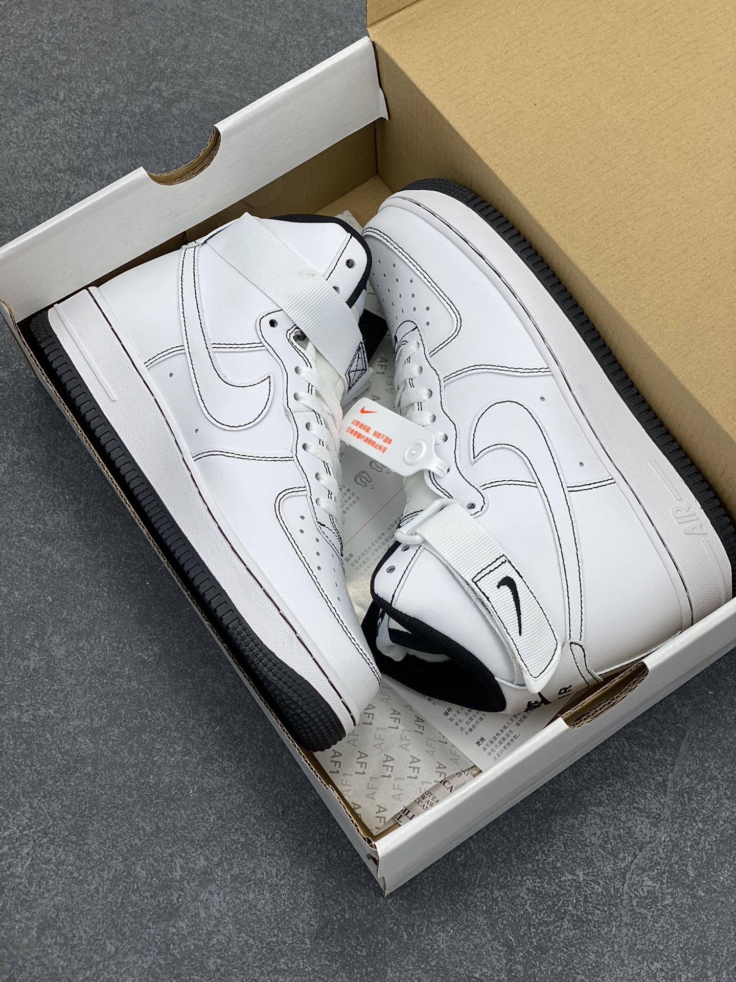 图片[9]-福利特价 Nike Air Force 1‘07 缝线 空军一号高帮休闲运动板鞋 原楦头原纸板 纯正空军版型专注外贸渠道 全掌内置蜂窝气垫 #原盒配件 原厂中底钢印、拉帮完美 货号：CV1753-101 尺码：36 36.5 37.5 38 38.5 39 40 40.5 41 42 42.5 43 44 44.5 45-选品中心