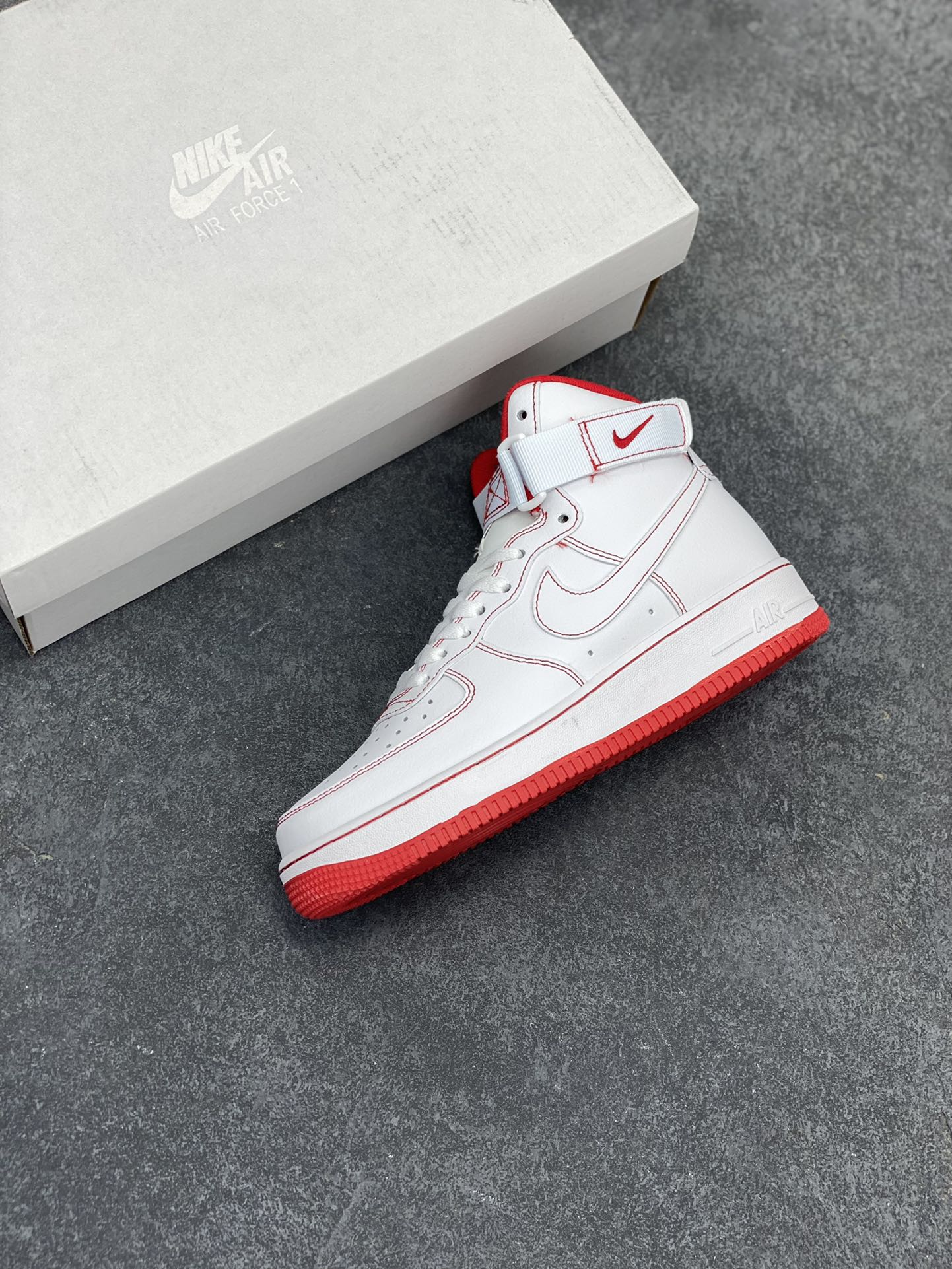 图片[7]-福利特价 Nike Air Force 1‘07 缝线 空军一号高帮休闲运动板鞋 原楦头原纸板 纯正空军版型专注外贸渠道 全掌内置蜂窝气垫 #原盒配件 原厂中底钢印、拉帮完美 货号：CV1753-100 尺码：36 36.5 37.5 38 38.5 39 40 40.5 41 42 42.5 43 44 44.5 45-选品中心