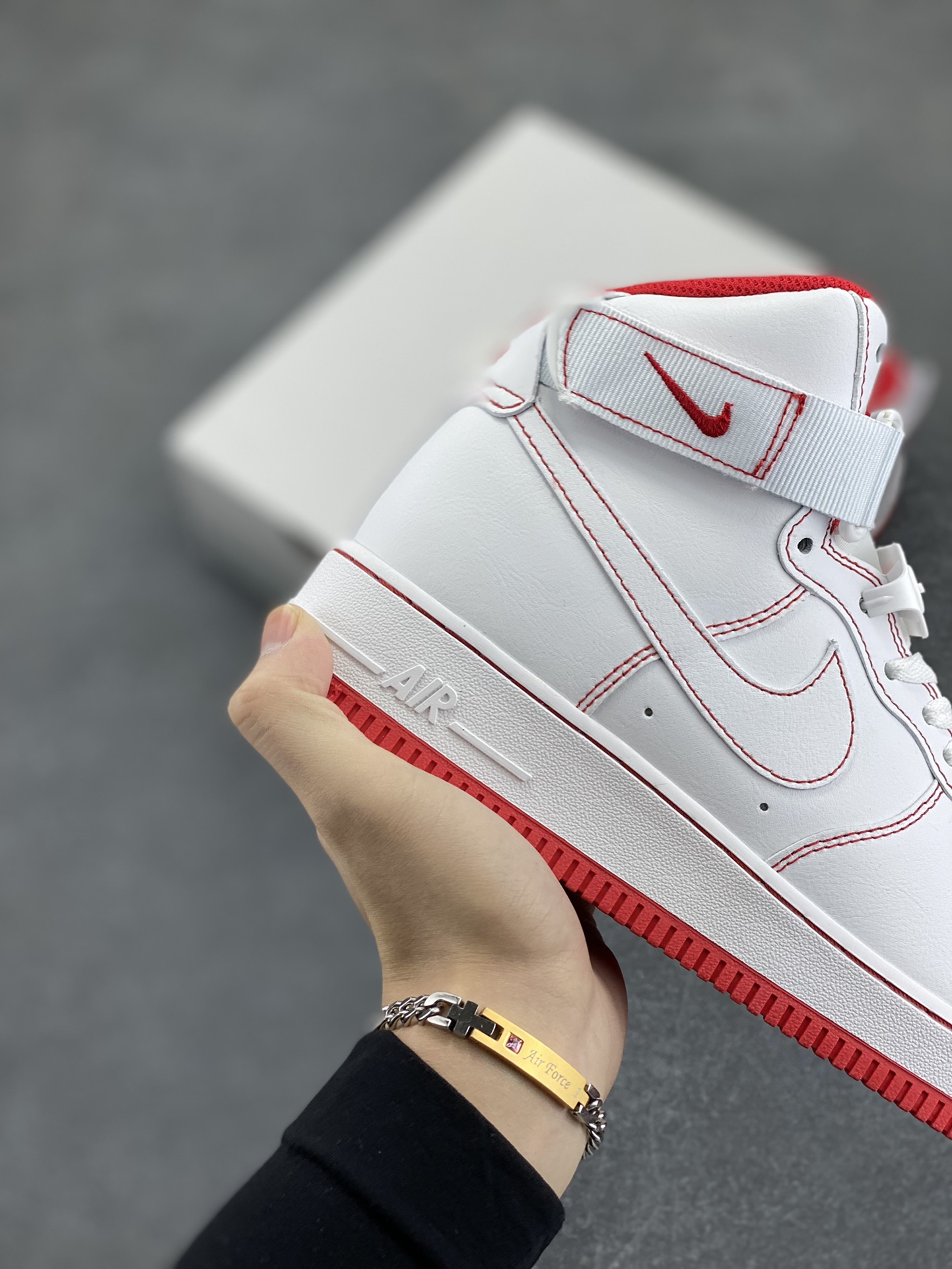 图片[6]-福利特价 Nike Air Force 1‘07 缝线 空军一号高帮休闲运动板鞋 原楦头原纸板 纯正空军版型专注外贸渠道 全掌内置蜂窝气垫 #原盒配件 原厂中底钢印、拉帮完美 货号：CV1753-100 尺码：36 36.5 37.5 38 38.5 39 40 40.5 41 42 42.5 43 44 44.5 45-选品中心