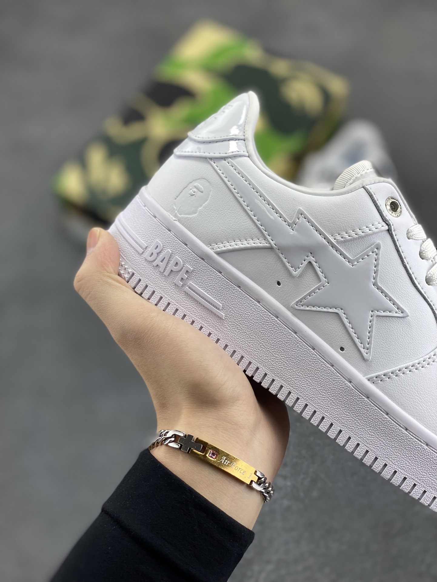 图片[6]-Bape Sk8 Sta To Nigo“ 潮流教父Nigo 品牌 猿人头低帮经典运动休闲板鞋 全套顶级包装 包含猿人logo定制防尘袋 定制迷彩鞋垫一副 抗压收纳抽屉式鞋盒 货号：1F70191006 尺码：36 36.5 37.5 38 38.5 39 40 40.5 41 42 42.5 43 44 44.5 45 46-选品中心