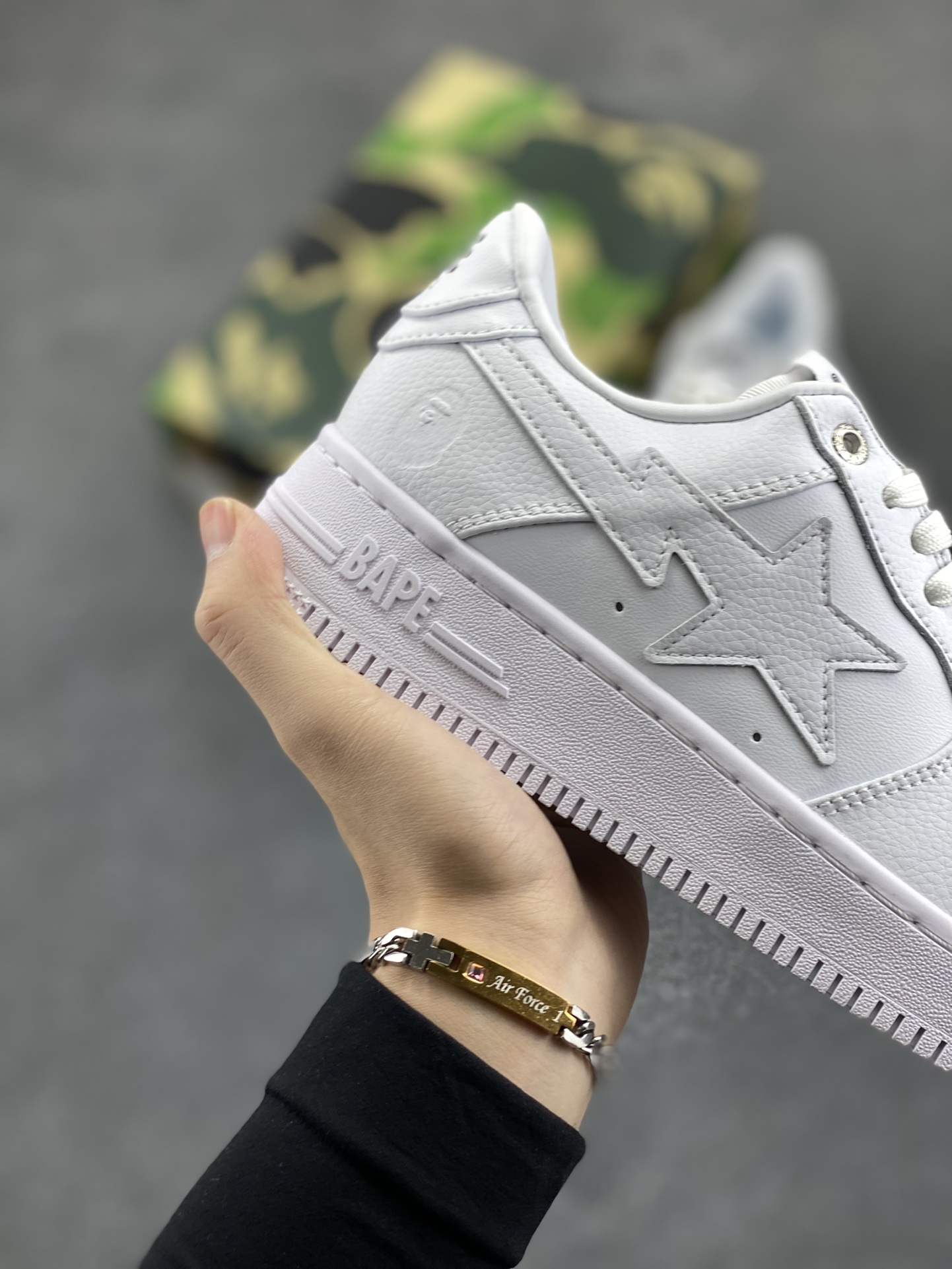 图片[6]-Bape Sk8 Sta To Nigo“ 潮流教父Nigo 品牌 猿人头低帮经典运动休闲板鞋 全套顶级包装 包含猿人logo定制防尘袋 定制迷彩鞋垫一副 抗压收纳抽屉式鞋盒 货号：1J30291013 尺码：36 36.5 37.5 38 38.5 39 40 40.5 41 42 42.5 43 44 44.5 45 46-选品中心