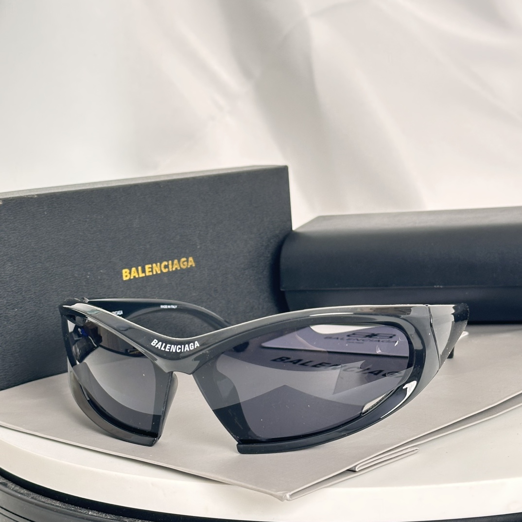 ️BALENCIAG*巴黎*世家️️️MODELBB0318S️️️SIZE78口8-125