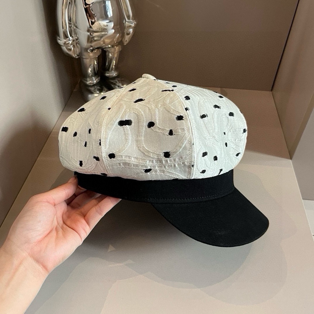 NO:218419,Chanel Chanel octagonal hat, polka dot painter hat, head circumference 57cm hat, fisherman hat, baseball hat, knit hat, hat, chanel, chanel, espadrilles, hats19860909Chanel香奈儿八角帽,波点画家帽,头围57cm帽子渔夫帽棒球帽针织帽,帽子,chanel,chanel,espadrilles,hats,hat