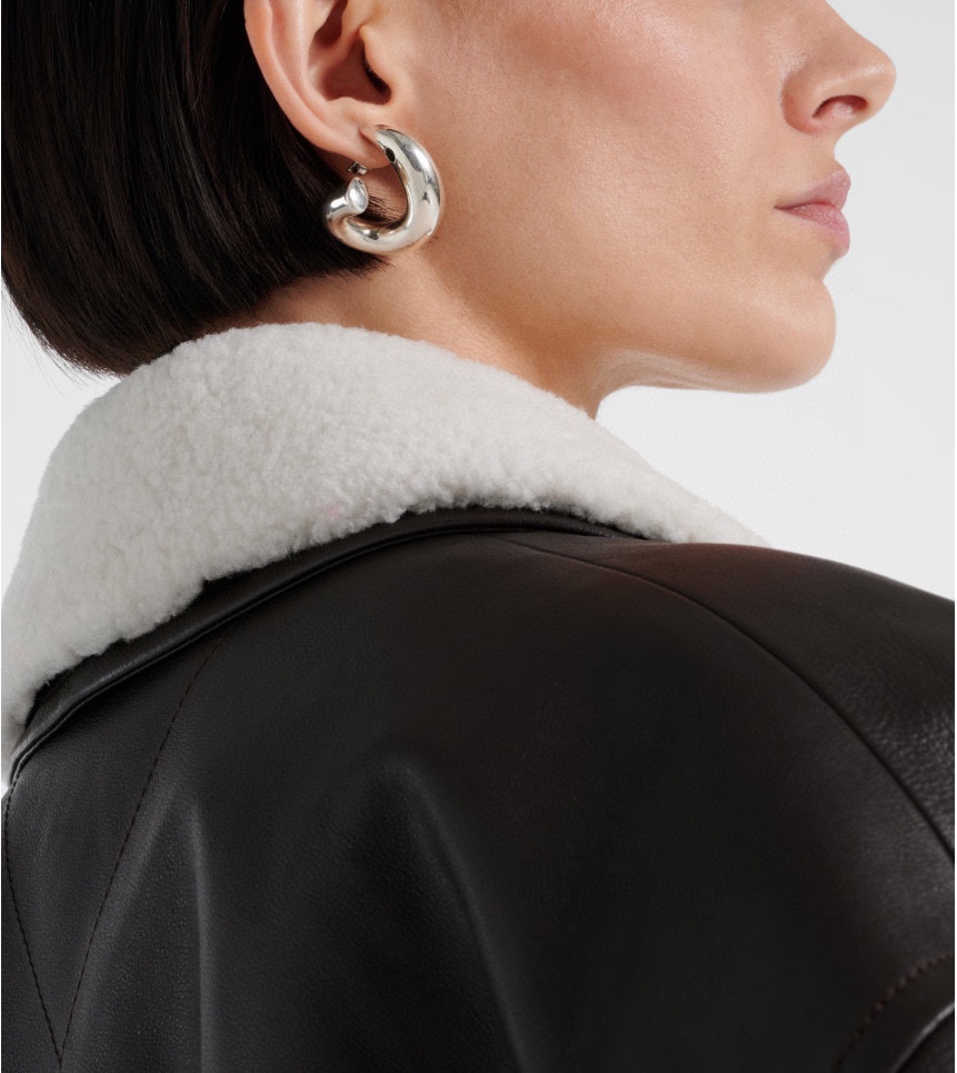New Bottega Veneta Collection: Metal-Infused Designs for Ultimate Elegance and Style - 图片 1