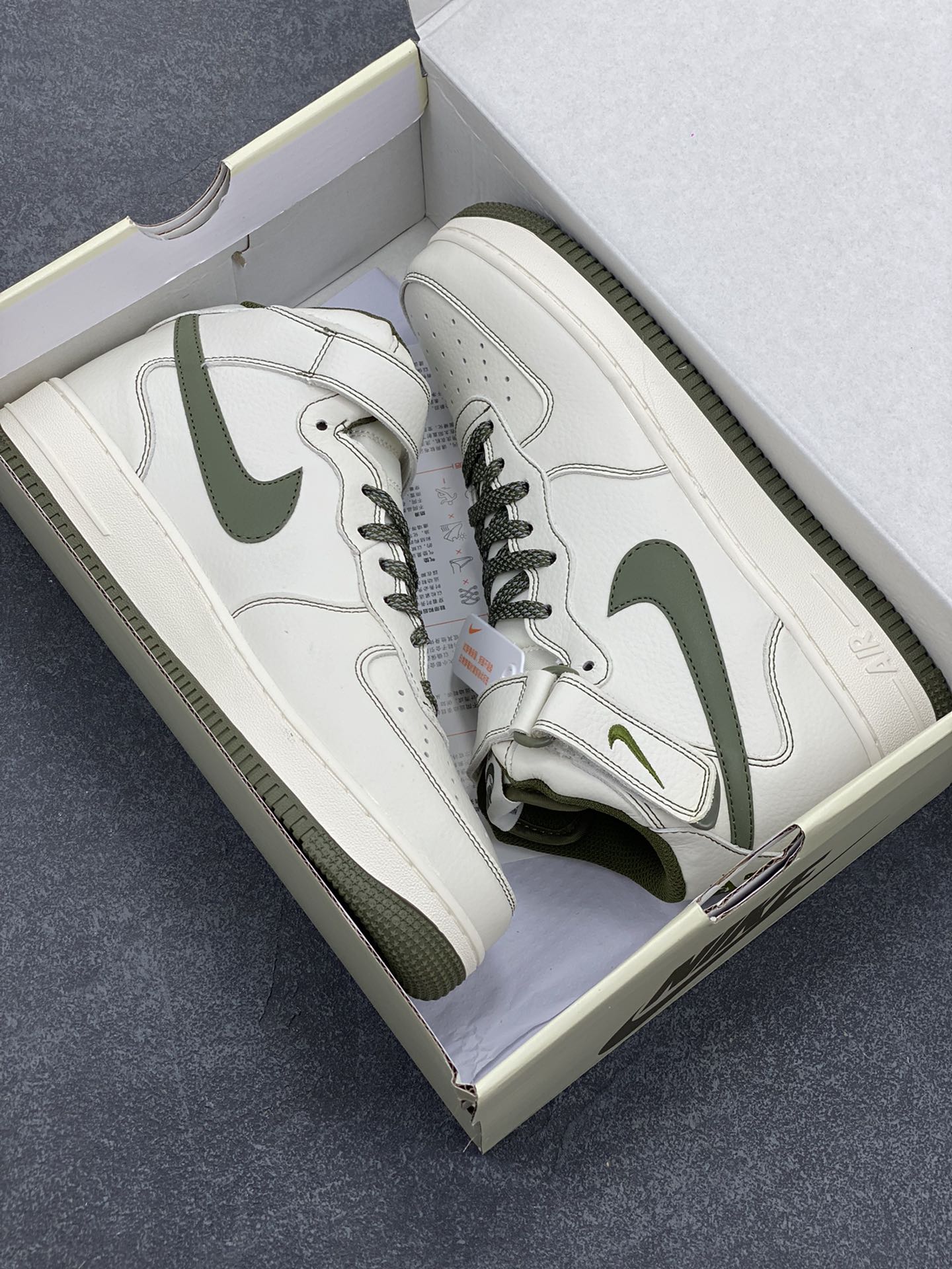 图片[9]-小红书爆款 秋冬新品  Nike Air Force 1 Mid \’07 米军绿 满天星中帮空军一号休闲板鞋 定制头成皮料 原装鞋盒 3M反光 原楦原纸板 纯正版型 内置全掌气垫 货号：RD6698-123 尺码：36 36.5 37.5 38 38.5 39 40 40.5 41 42 42.5 43 44 44.5 45-选品中心