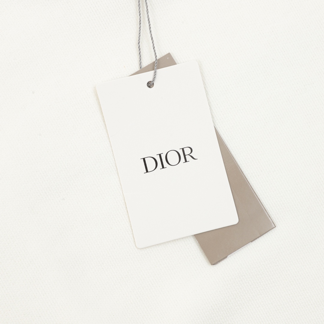 DIOR/迪奥 字母徽标印花白色拼接卫衣 经典CD字母徽标印花设计的白色卫衣