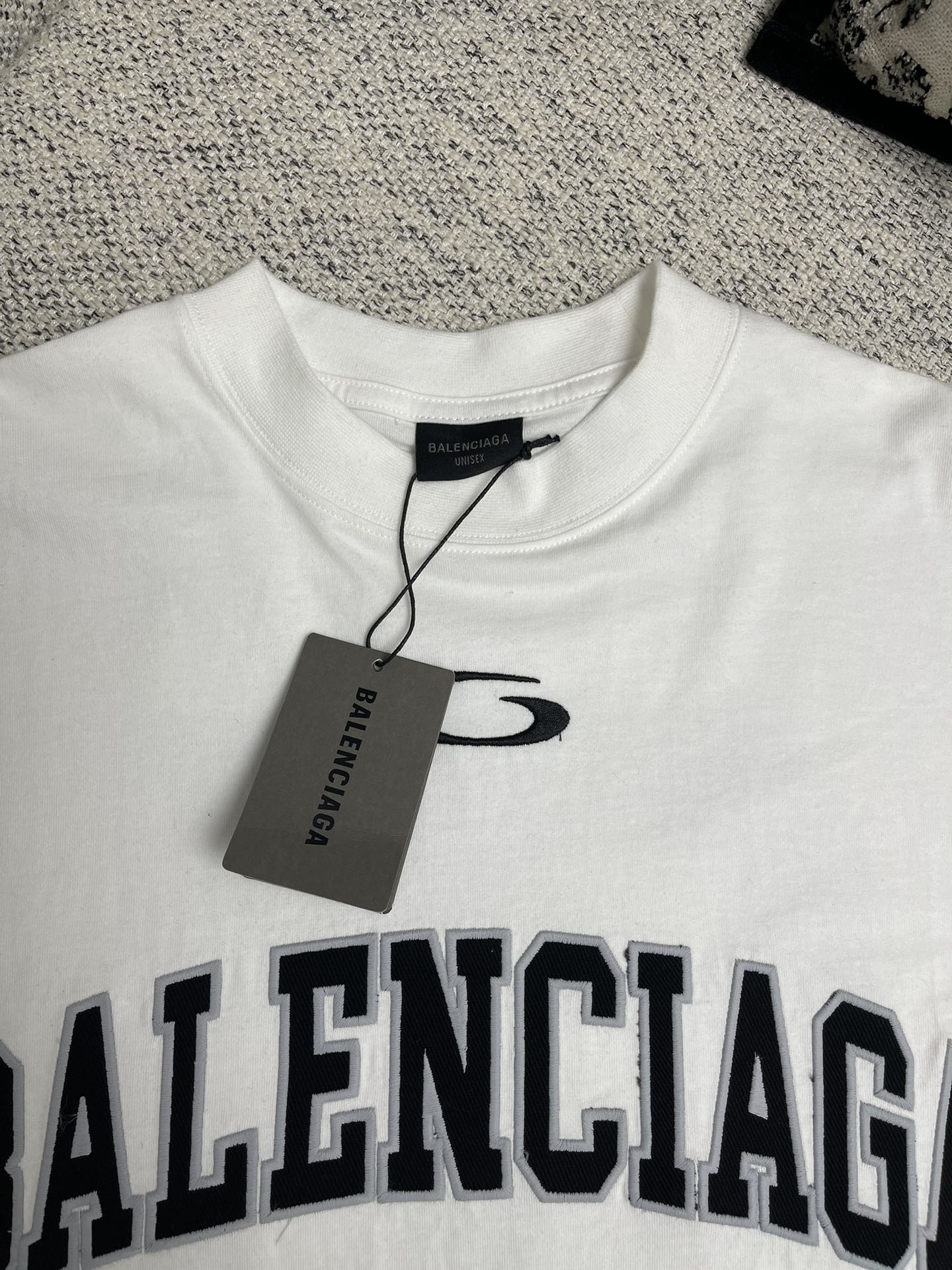 발렌시아가 24SS 남성 반팔 131762 Balenciaga T Shirt 썸네일 이미지