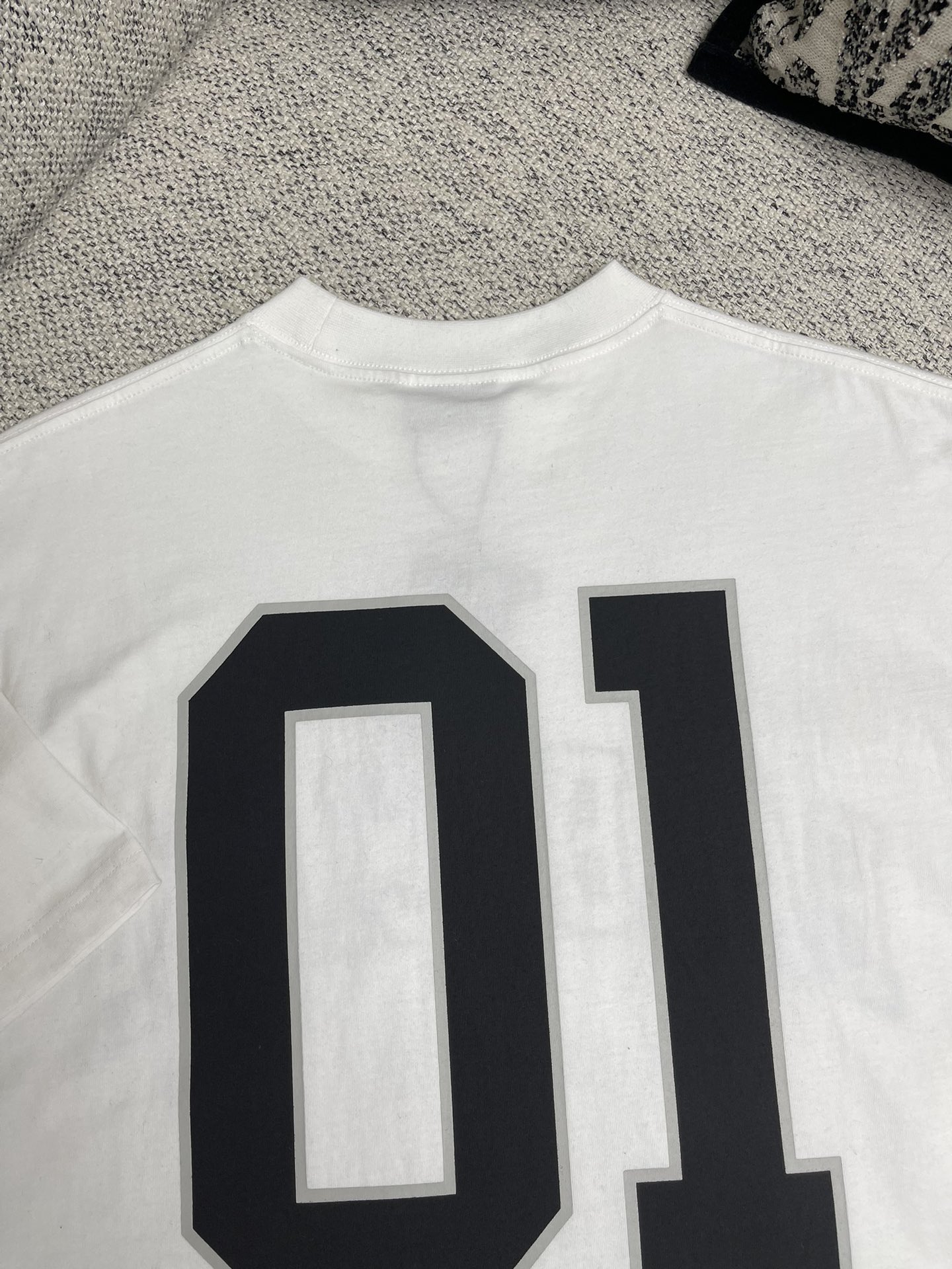 발렌시아가 24SS 남성 반팔 131762 Balenciaga T Shirt 썸네일 이미지