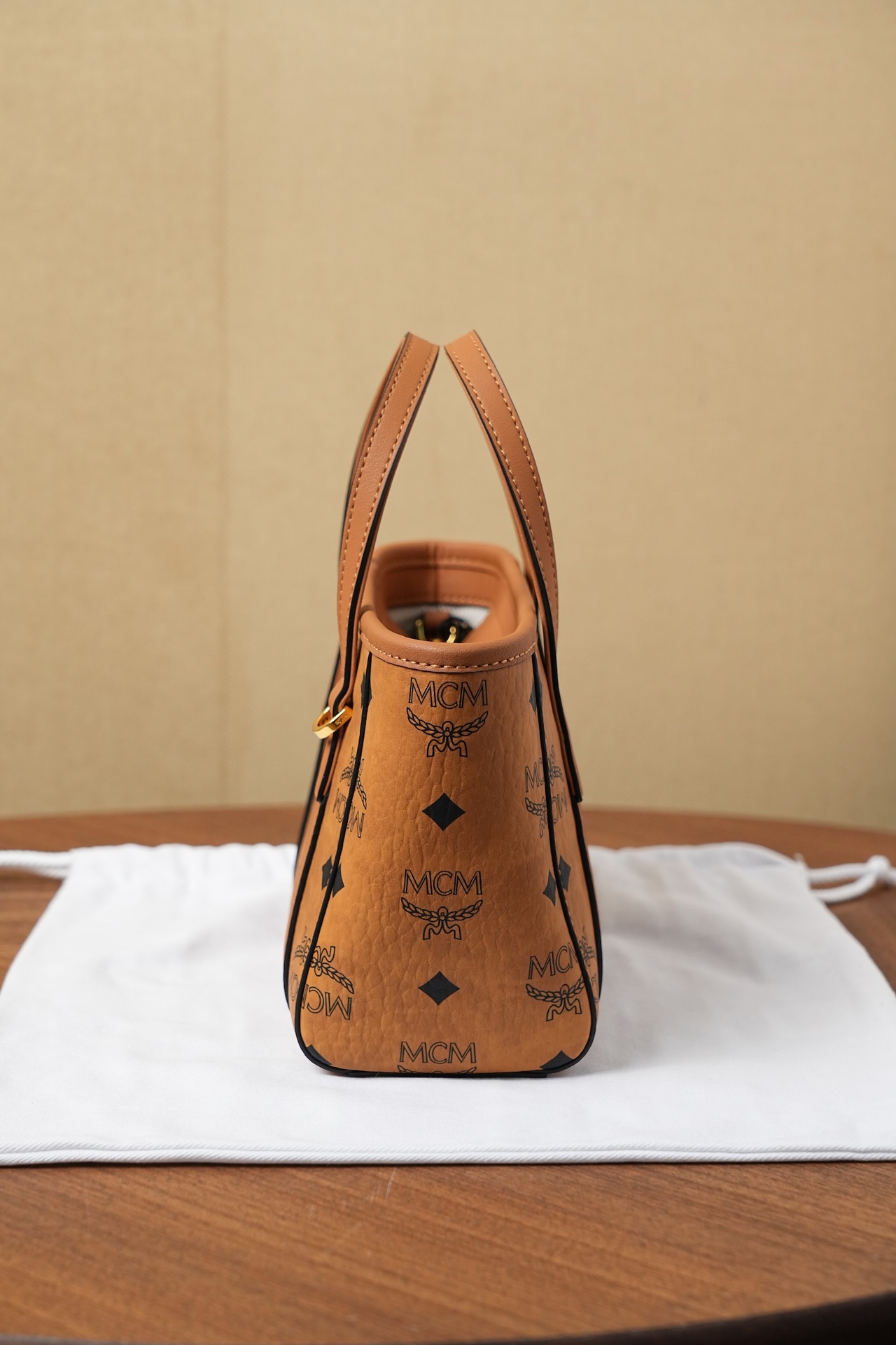 2025The official website simultaneously launches new vegetable baskets MCM