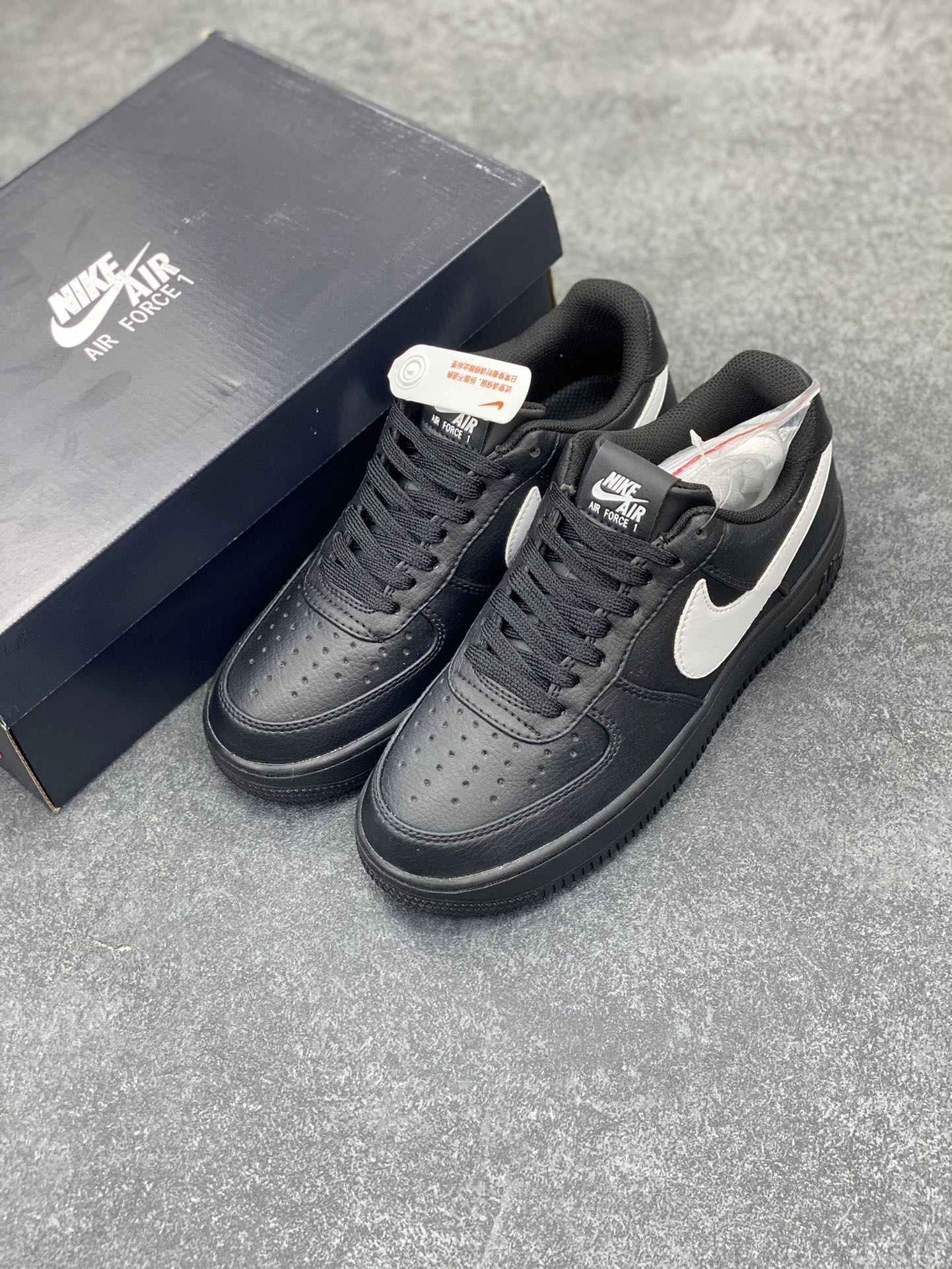 图片[8]-Nike Air Force 1 Low \’07 黑白大勾 低帮空军一号休闲板鞋 定制皮料 原楦原纸板 纯正空军版型 高清洁度 内置全掌气垫 货号：CI9553-001 尺码：36 36.5 37.5 38 38.5 39 40 40.5 41 42 42.5 43 44 44.5 45-选品中心