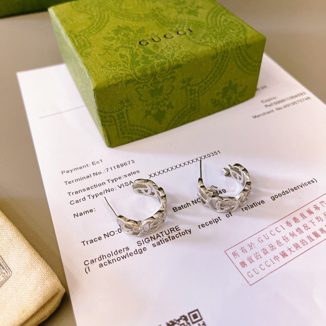 NO:105488,Counter hot products, direct sales from manufacturers, counter-to-version Guuc* earrings, fine jewelry19860909专柜爆款 厂家直销 专柜对版 Guuc*耳钉,饰品精品,Jewelry