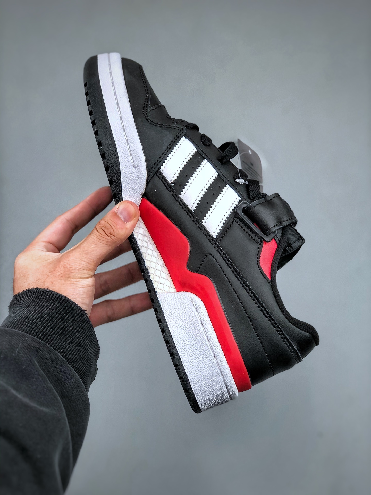 Adidas Forum 84 Low Retro Basketball Sneakers - Shoe 2