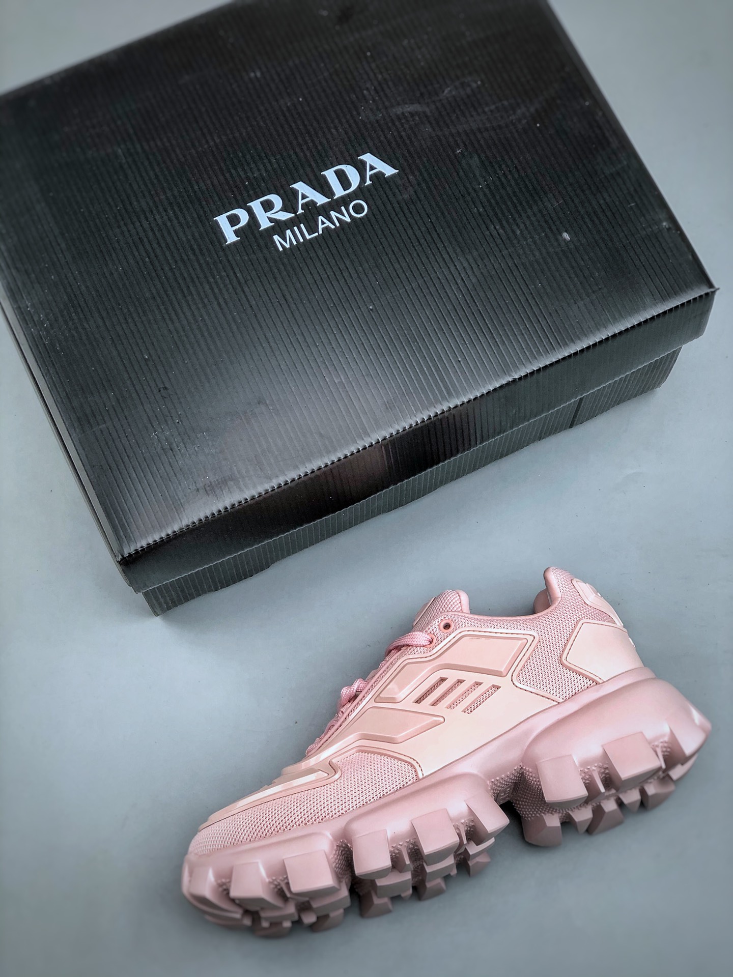 Prada Classic Luxury Leather Shoe Loafer Ref 3
