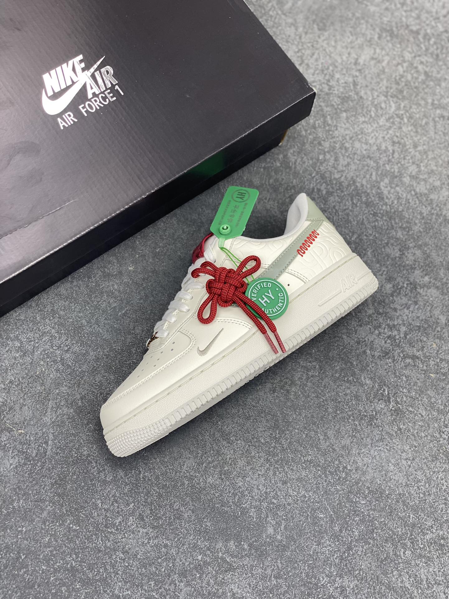 图片[7]-HY版本💯 Nike Air Force 1 Low 蛇年 空军一号低帮运动休闲板鞋 原楦头原纸板 打造纯正空军版型#专注外贸渠道 全掌内置蜂窝气垫 #原盒配件 原厂中底钢印、拉帮完美 货号：HV5979-130 尺码：35.5 36 36.5 37.5 38 38.5 39 40 40.5 41 42 42.5 43 44 44.5 45 46-选品中心