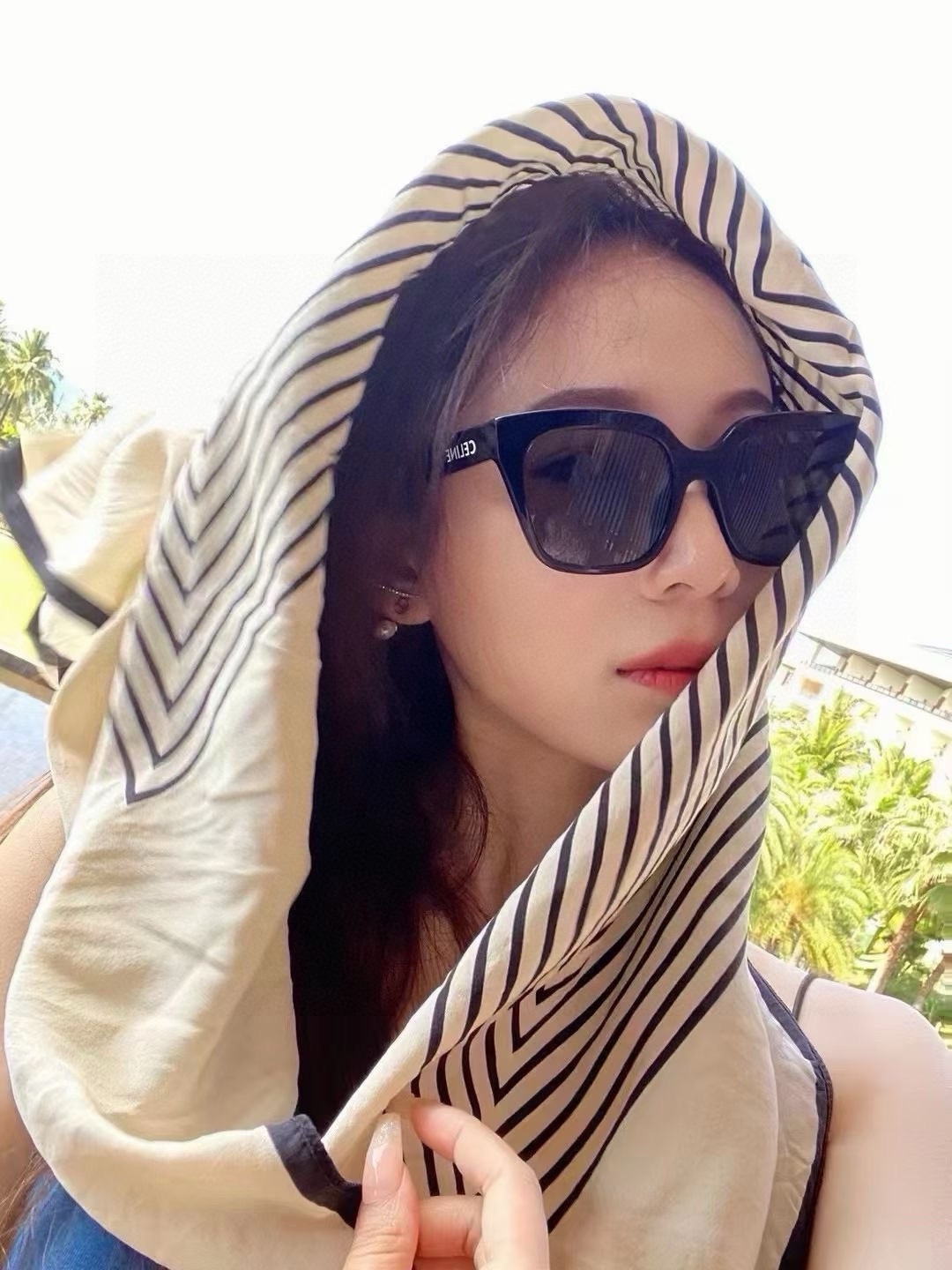 NO:269557,90 CELIN*MODEL:CL40198F glasses sunglasses sunglasses, glasses, christian louboutin, celine1986090990 CELIN*MODEL:CL40198F眼镜墨镜太阳镜,眼镜,christian louboutin,celine,glasses