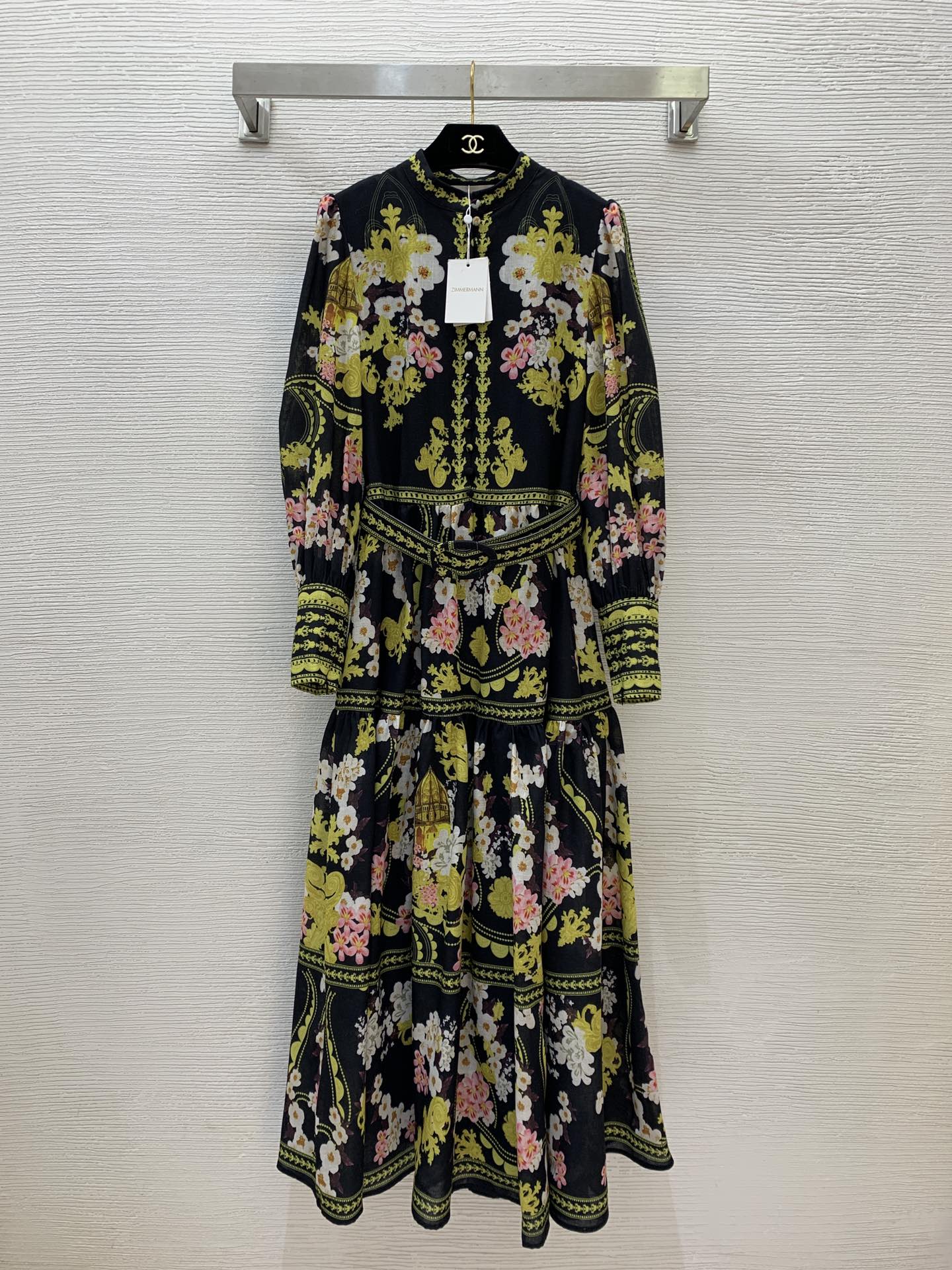 NO:310327,Model number G24122819 ZIMMERMA*N new model high-end custom cotton-linen blend fabric, floral print half-body buttoned front closure waist to make a slim long-sleeved stand-neck dress!  Black, (Size S bust 90, waist 83, sleeve length 64, skirt length 133), skirts, alexander wang19860909款号G24122819 ZIMMERMA*N新款 高端定制棉麻混纺面料、满身花卉印花半身系扣前襟收腰显瘦长袖立领连衣裙！黑色,（S码胸围90,腰围83,袖长64,裙长133）,,skirts,alexander wang,Women's clothing