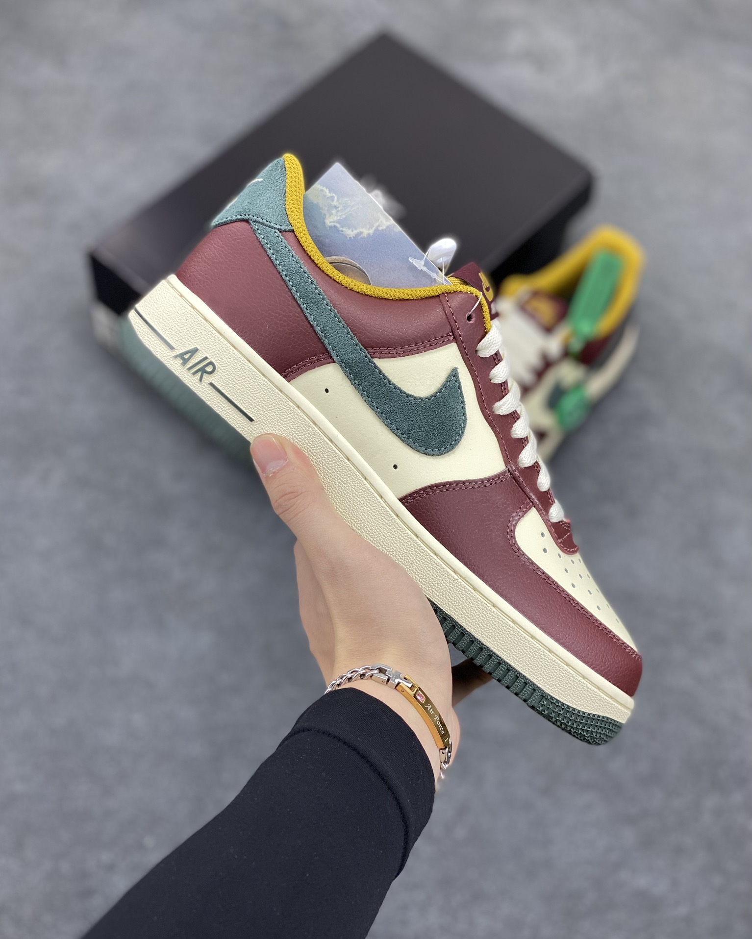 HY版本💯 Nike Air Force 1 Low 07 米红 原楦头原纸板 打造纯正低帮空军版型专注外贸渠道 全掌内置蜂窝气垫 原盒配件 原厂中底钢印、拉帮完美 货号:HQ3612-113 尺码:36 36.5 37.5 38 38.5 39 40 40.5 41 42 42.5 43 44 44.5 45 46-选品中心