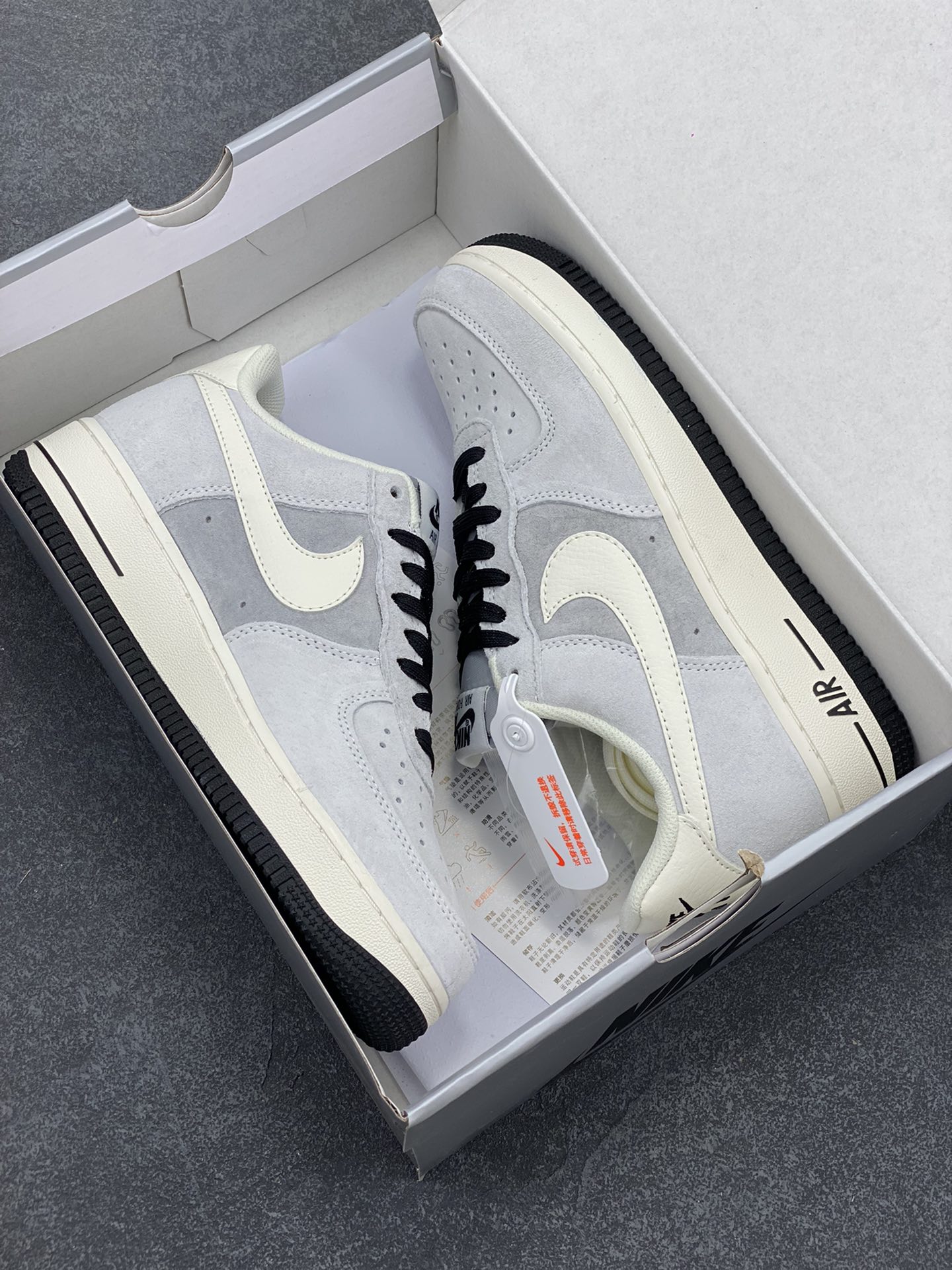 图片[9]-NIke Air Force 1 \’07 Low 经典黑灰 头成麂皮空军一号低帮运动休闲板鞋 进口麂皮 原装鞋盒原楦头原纸板 内置全掌气垫 高清洁度 货号：KT3396-225 尺码：36 36.5 37.5 38 38.5 39 40 40.5 41 42 42.5 43 44 44.5 45-选品中心