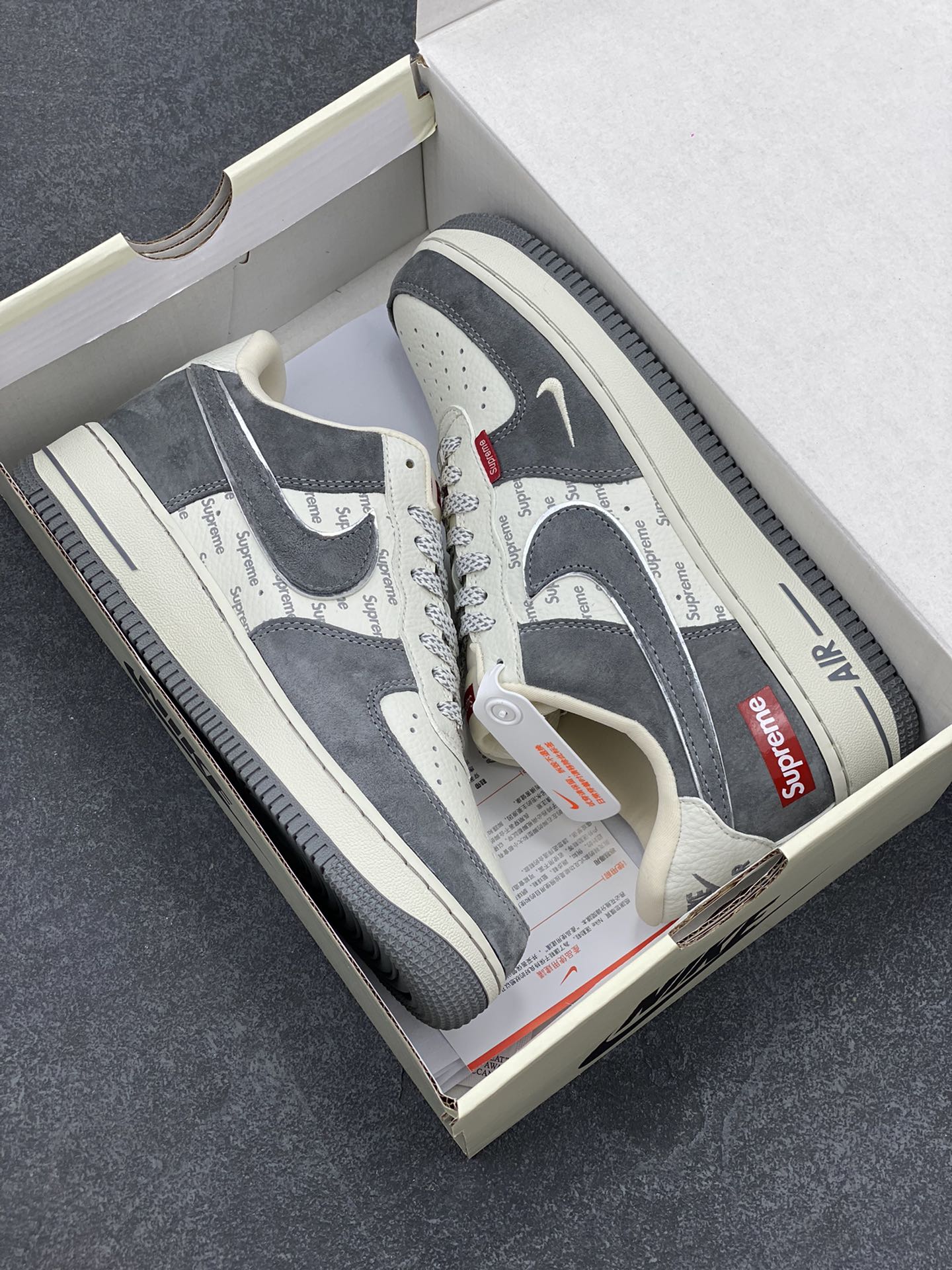 图片[9]-NIke Air Force 1 \’07 Low “Supreme联名——灰蛇鳞”空军一号 低帮 运动鞋 休闲鞋 折边针车 工艺难度大 原楦头原纸板 原装鞋盒 定制五金配件 内置全掌气垫 原厂鞋底 货号：DM6688-010 尺码：36 36.5 37.5 38 38.5 39 40 40.5 41 42 42.5 43 44 44.5 45-选品中心