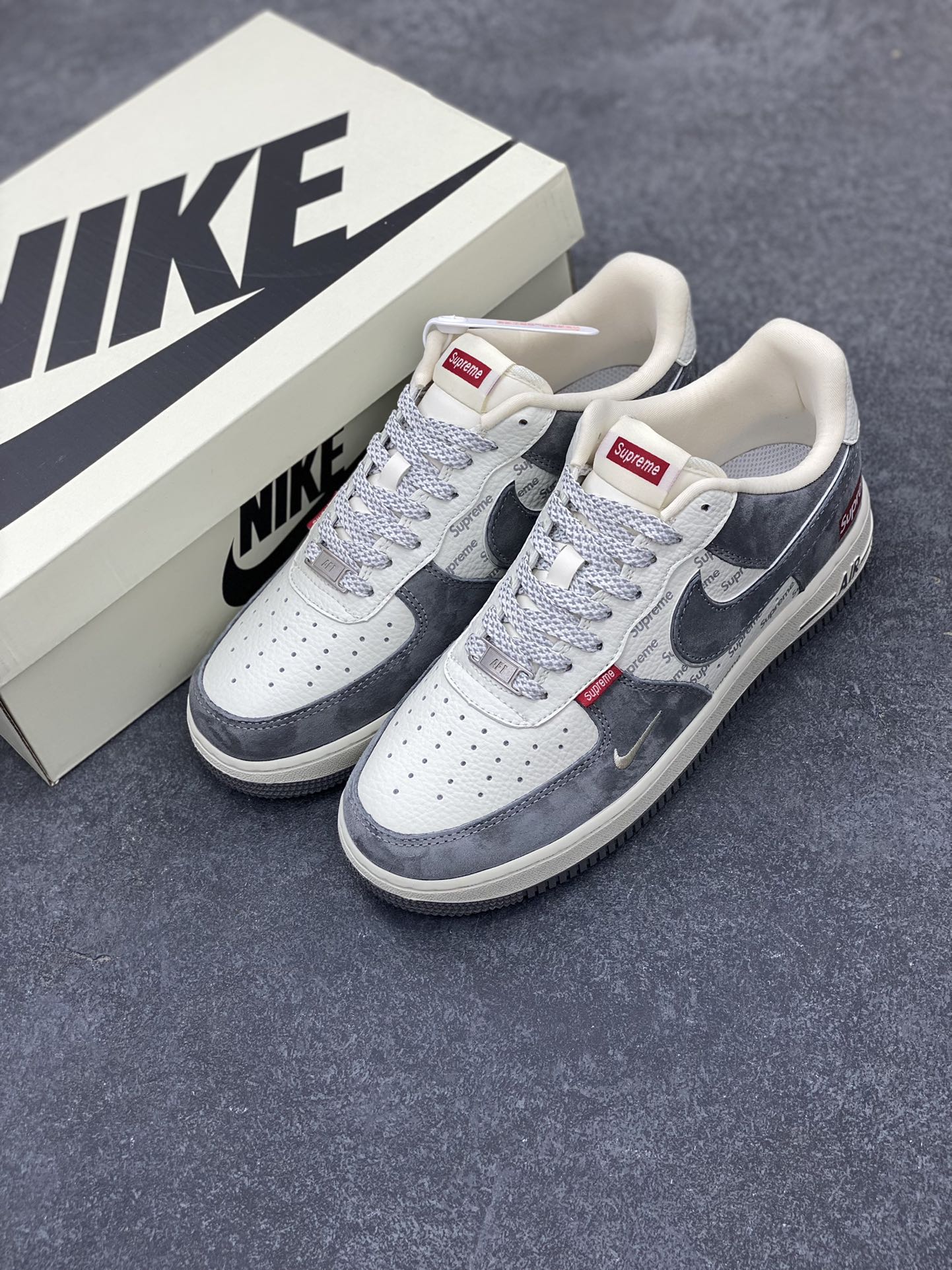 图片[8]-NIke Air Force 1 \’07 Low “Supreme联名——灰蛇鳞”空军一号 低帮 运动鞋 休闲鞋 折边针车 工艺难度大 原楦头原纸板 原装鞋盒 定制五金配件 内置全掌气垫 原厂鞋底 货号：DM6688-010 尺码：36 36.5 37.5 38 38.5 39 40 40.5 41 42 42.5 43 44 44.5 45-选品中心