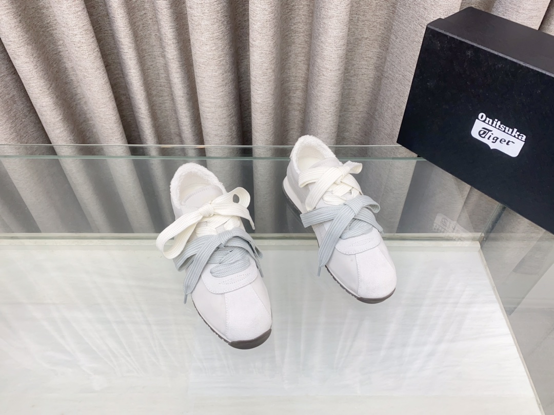 Onitsuka A55 Fashion Leisure Sports Shoes: Comfort and Detail in Style