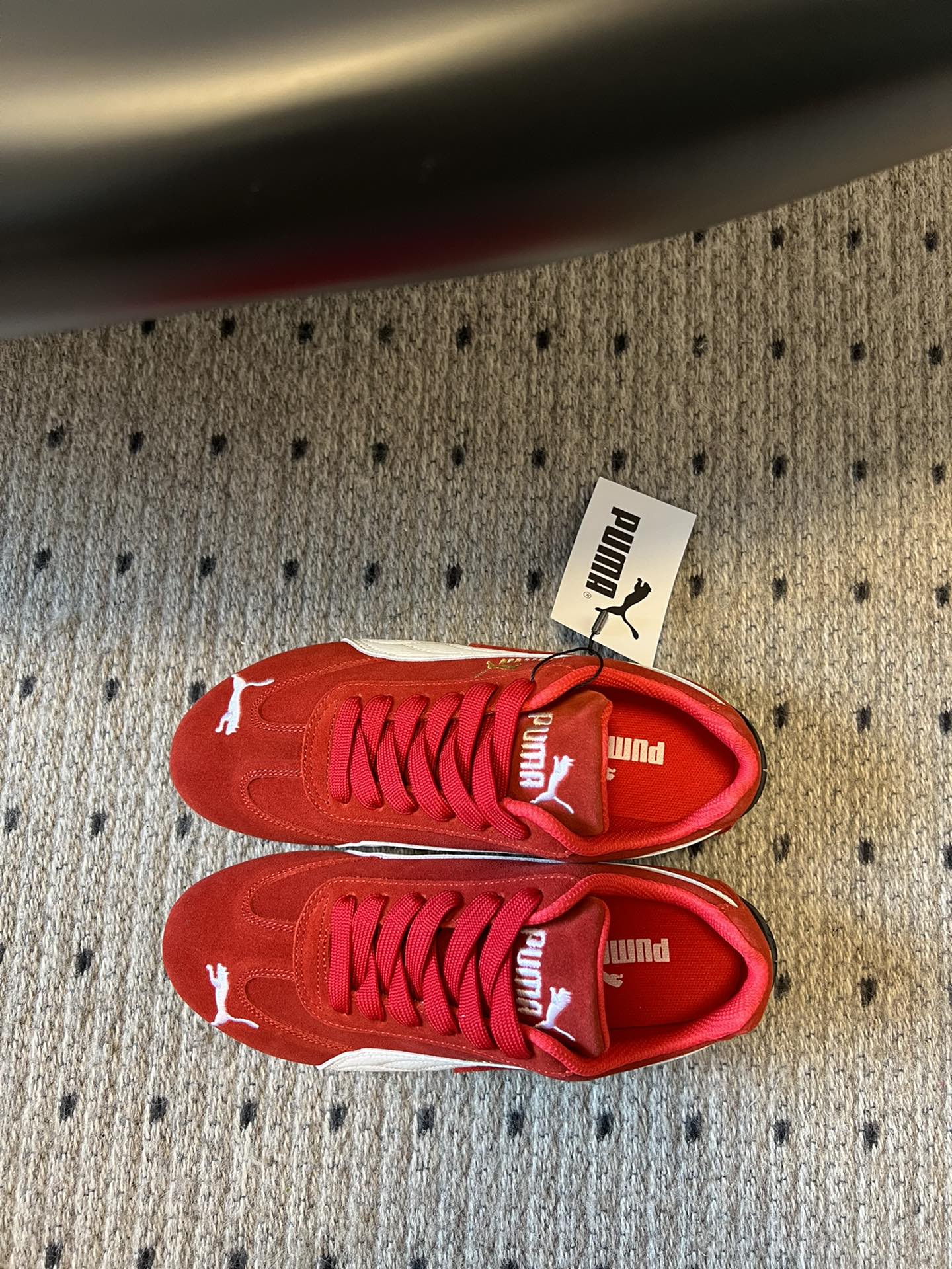 
新色来袭 puma X openyy 联名运动鞋 

复古米色 樱花粉色 我真的好推荐啊！！姐妹们今年