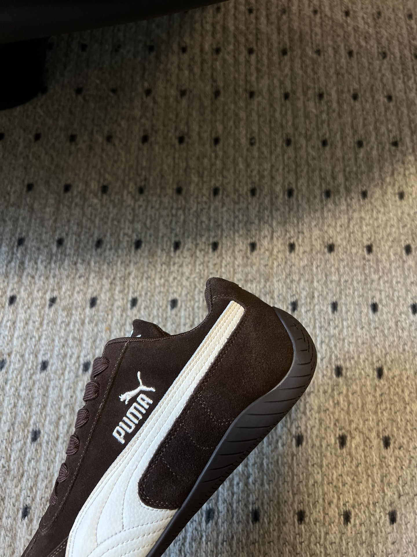 
新色来袭 puma X openyy 联名运动鞋 

复古米色 樱花粉色 我真的好推荐啊！！姐妹们今年
