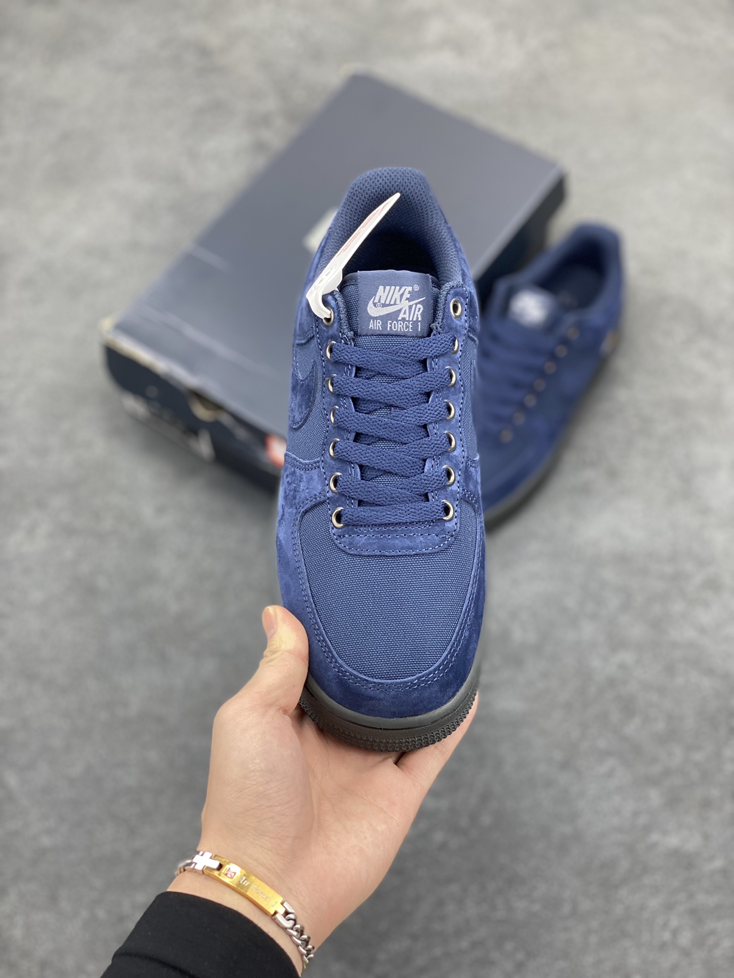 图片[2]-Nike Air Force 1 Low 07 黑蓝 原楦头原纸板 打造纯正低帮空军版型 专注外贸渠道 全掌内置蜂窝气垫 原盒配件 原厂中底钢印、拉帮完美 货号：HQ3822-400 尺码：36 36.5 37.5 38 38.5 39 40 40.5 41 42 42.5 43 44 44.5 45-选品中心