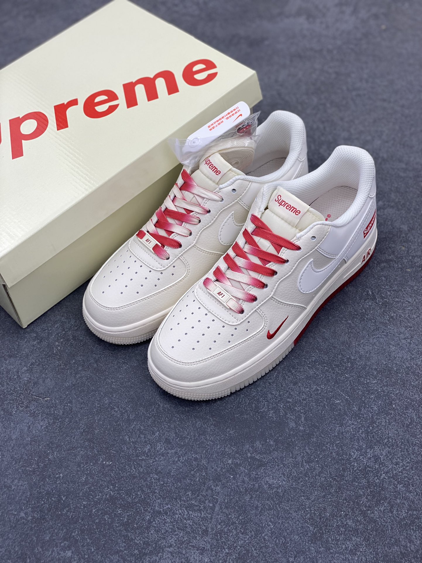 图片[8]-NIke Air Force 1 \’07 Low “Supreme联名–米红双拼”空军一号 低帮 运动鞋 休闲鞋 折边针车 工艺难度大 原楦头原纸板 原装鞋盒 定制五金配件 内置全掌气垫 原厂鞋底 货号：BB7577-216 尺码：36 36.5 37.5 38 38.5 39 40 40.5 41 42 42.5 43 44 44.5 45-选品中心
