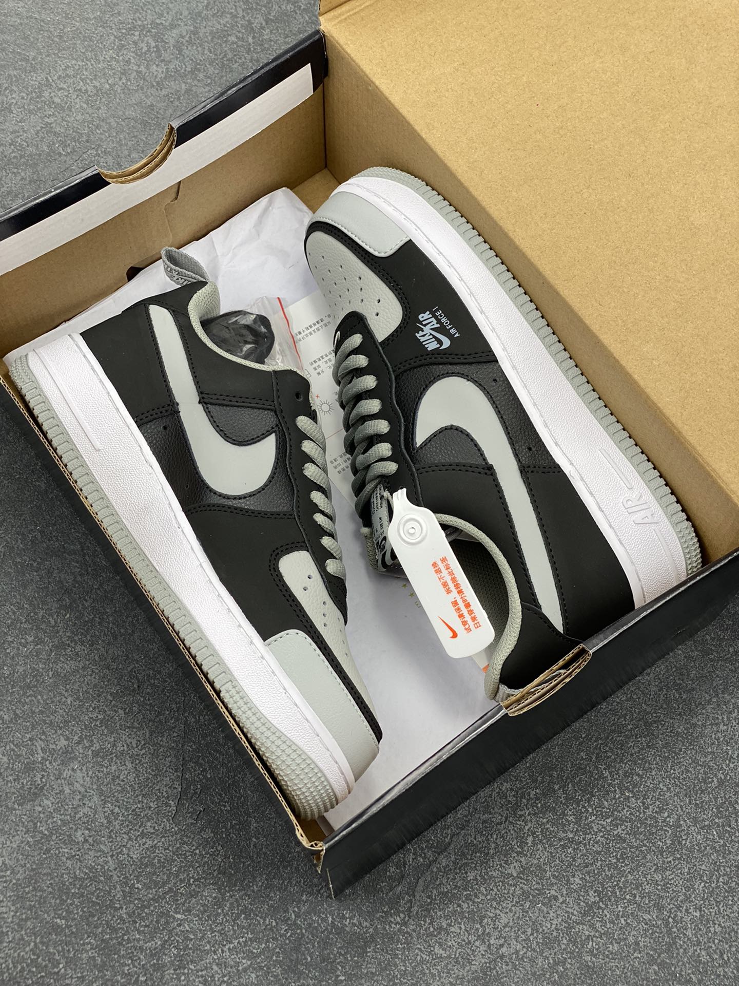 图片[9]-海外限定  Nike Air Force 1 Premium 影子灰配色 空军一号低帮休闲板鞋 定制皮料 3M反光 原楦头原纸板 纯正版型 内置全掌气垫 货号：BQ6818-009 尺码：36 36.5 37.5 38 38.5 39 40 40.5 41 42 42.5 43 44 44.5 45-选品中心