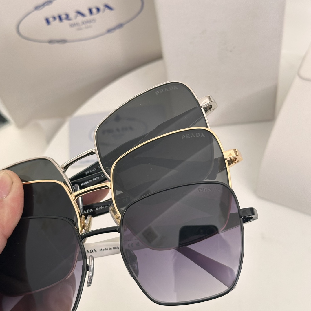  ‼️PRAD*
MODEL：PR 64ZS
SIZE：57口18-140
🔝🔝