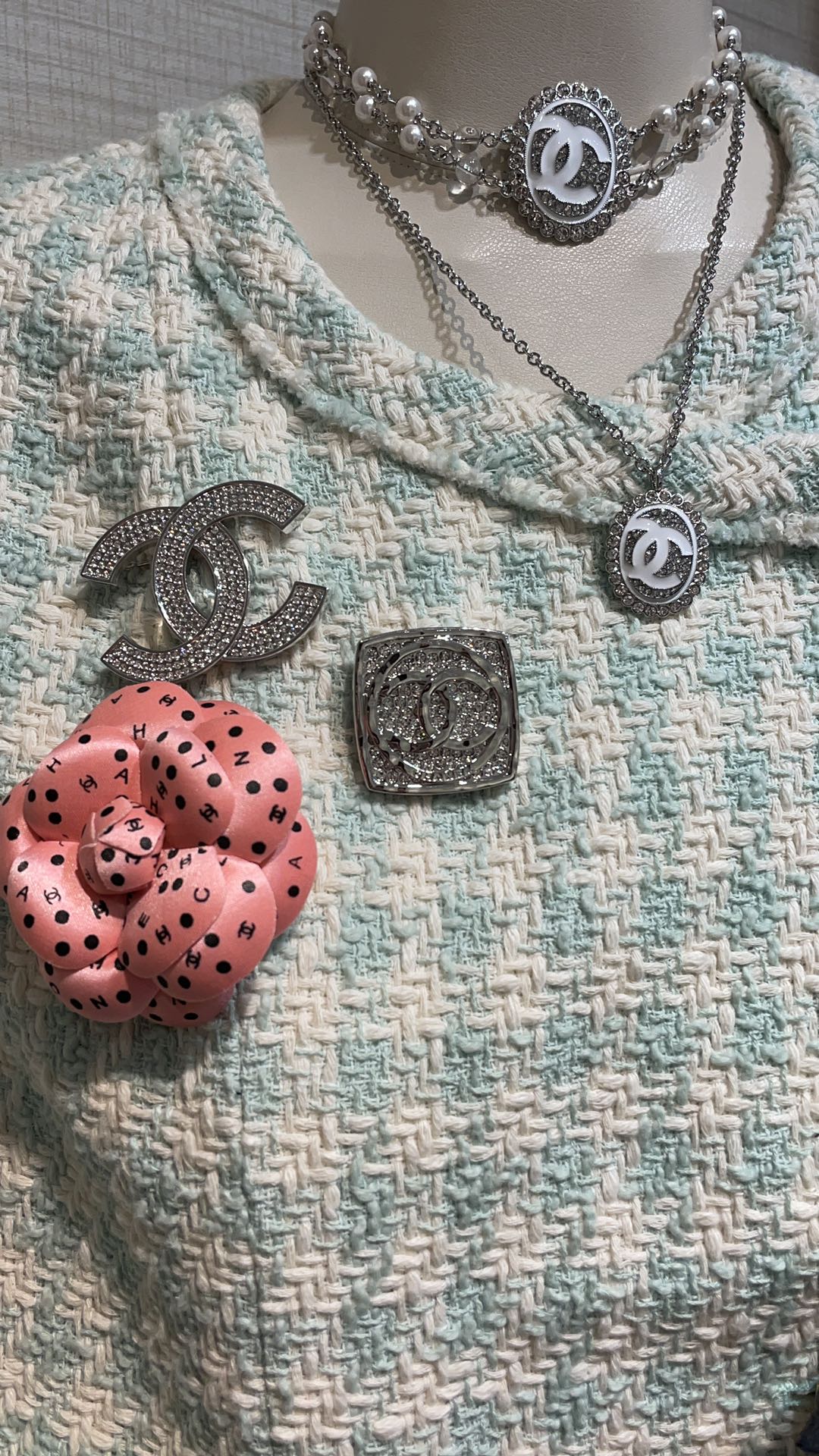 Chanel Haute Couture Haute Joaillerie Fine Jewelry Earrings Necklace 3
