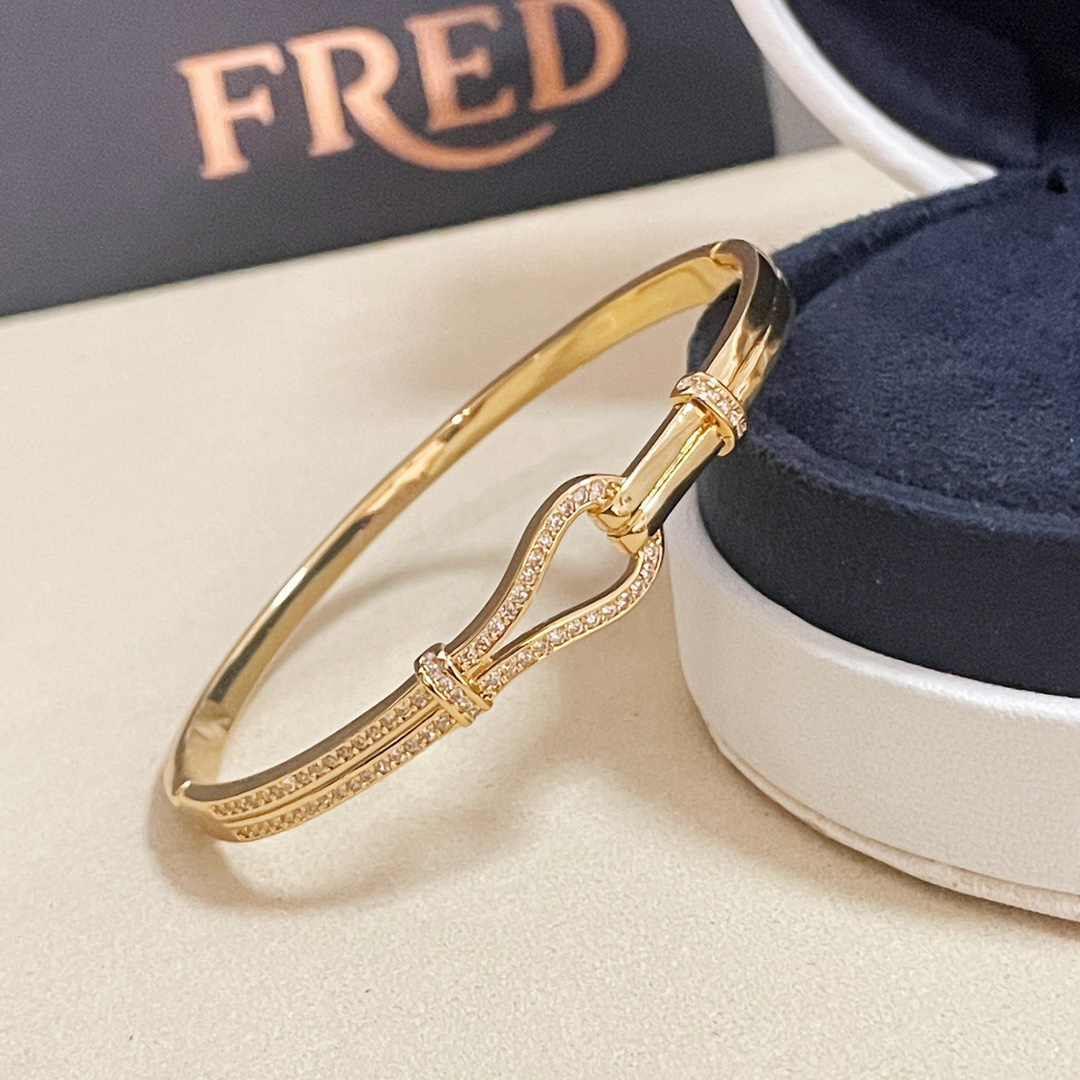 FRED 费雷德满钻马蹄扣手镯,经典百搭,网红达人 时尚一族备必‬单品 7