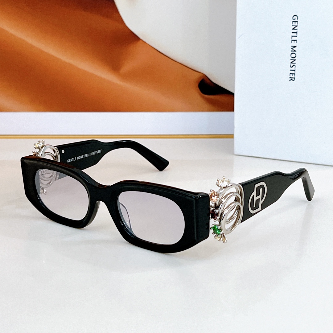  GENTLE MONSTER
MODRINGS
SIZE45-22-146
🔝🔝