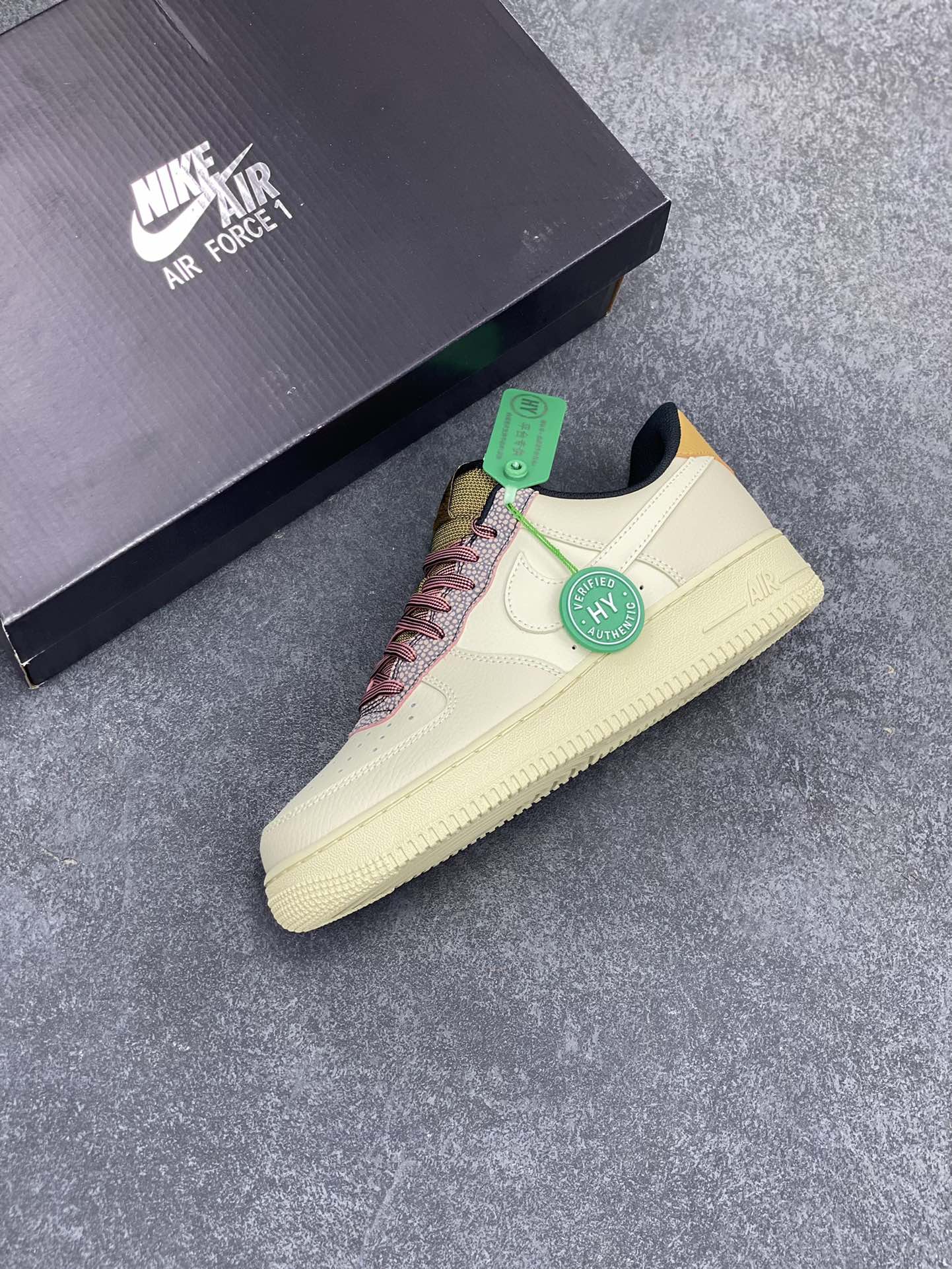 图片[7]-HY版本💯 Nike Air Force 1 Low 鹅卵石 原楦头原纸板 打造纯正空军版型#专注外贸渠道 全掌内置蜂窝气垫 #原盒配件 原厂中底钢印、拉帮完美 货号：CK4363-200 尺码：36 36.5 37.5 38 38.5 39 40 40.5 41 42 42.5 43 44 44.5 45 46-选品中心