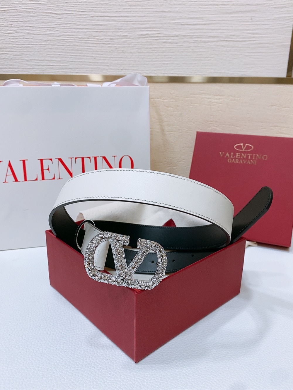 [Valentino Belts] Valentino VLOGOSIGNATURE Decorated with Swarovski imitatio