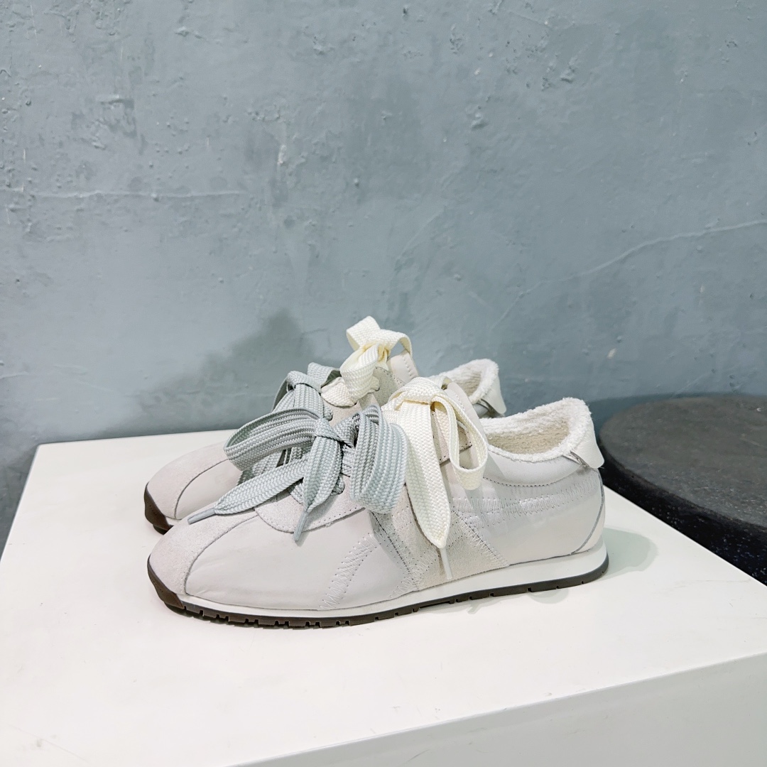 High Quality Factory Sports Shoes for Summer 2025: Comfort and Detail in Style - 图片 5