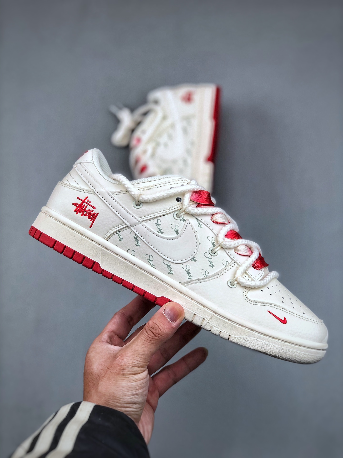 Nike SB Dunk Low Stussy White Red Sneakers Designer Casual Shoes 5 i1735501417 3255 3