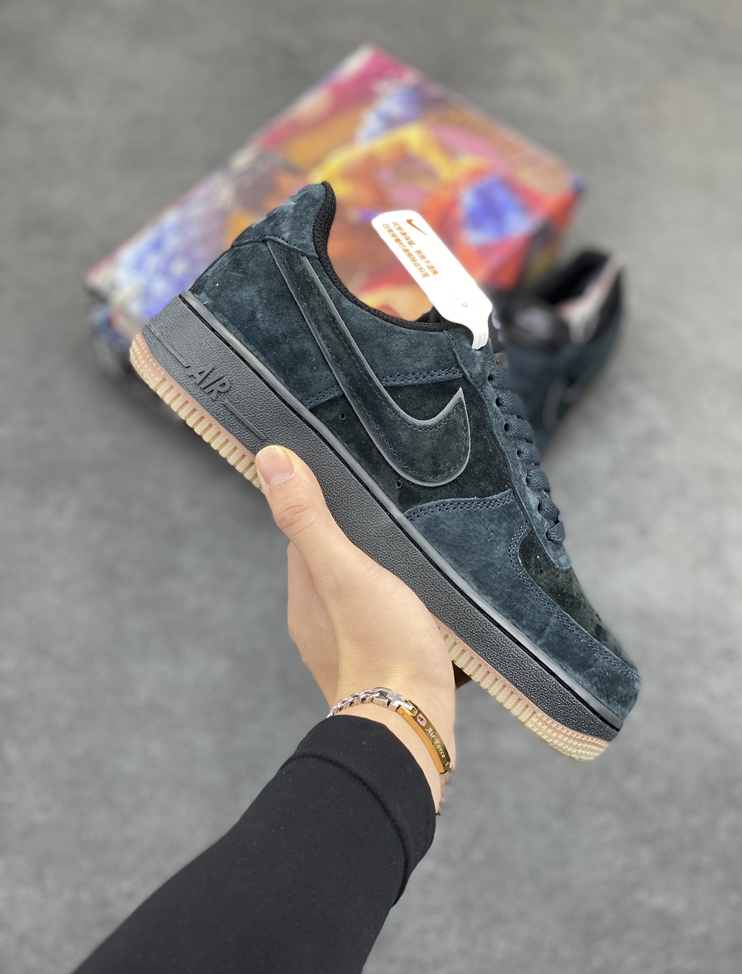 Nike Air Force 1 Low ’07 黑麂皮夜光空军一号低帮休闲板鞋 原厂麂皮 原楦原纸板 纯正版型 正品NFC感应芯片 高清洁度 内置全掌气垫 货号:XT7138-101 尺码:36 36.5 37.5 38 38.5 39 40 40.5 41 42 42.5 43 44 44.5 45-选品中心