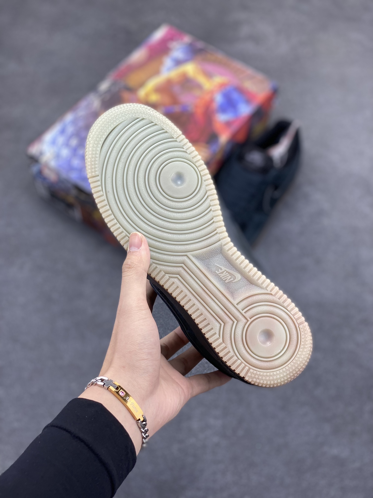 图片[5]-Nike Air Force 1 Low ’07 黑麂皮夜光空军一号低帮休闲板鞋 原厂麂皮 原楦原纸板 纯正版型 正品NFC感应芯片 高清洁度 内置全掌气垫 货号：XT7138-101 尺码：36 36.5 37.5 38 38.5 39 40 40.5 41 42 42.5 43 44 44.5 45-选品中心