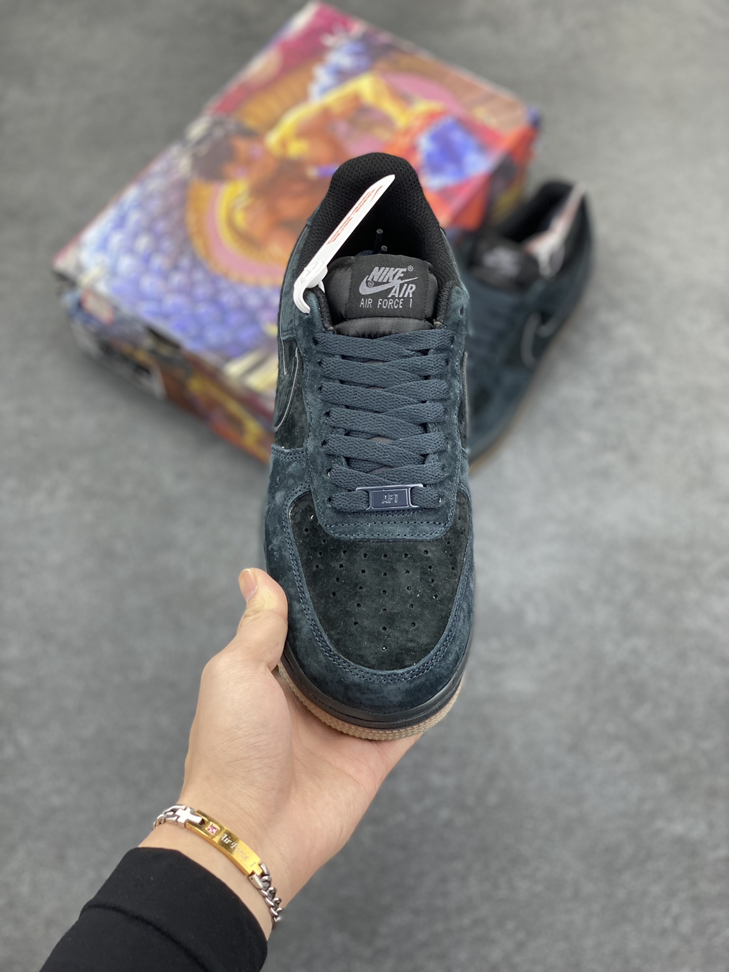 图片[2]-Nike Air Force 1 Low ’07 黑麂皮夜光空军一号低帮休闲板鞋 原厂麂皮 原楦原纸板 纯正版型 正品NFC感应芯片 高清洁度 内置全掌气垫 货号：XT7138-101 尺码：36 36.5 37.5 38 38.5 39 40 40.5 41 42 42.5 43 44 44.5 45-选品中心