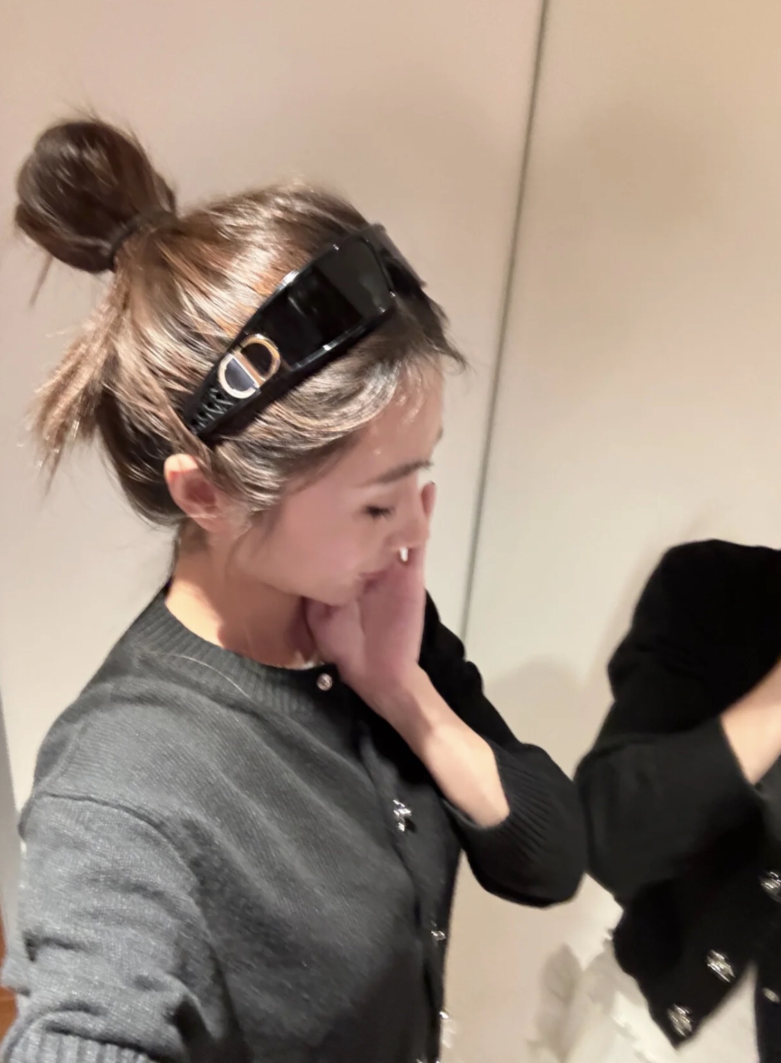 NO:635000,High-looking Dior headband and sunglasses 2-in-1, y2k hot girl is full of futuristic style, very suitable for concave shape, Dior, Cartier high-end accessories19860909高颜值dior发箍墨镜2合1 y2k辣妹未来感十足 很适合凹造型,,dior,卡迪亚高端饰品,Jewelry